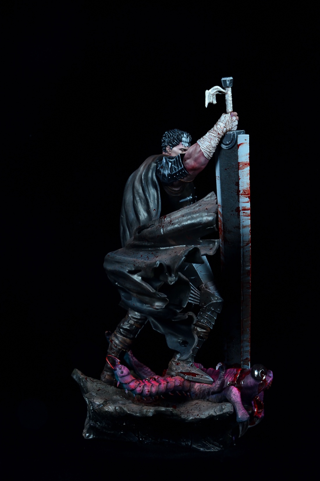 Guts - Berserk - arte vizuale și accesorii  - model, kit construcție - Artynos.ro