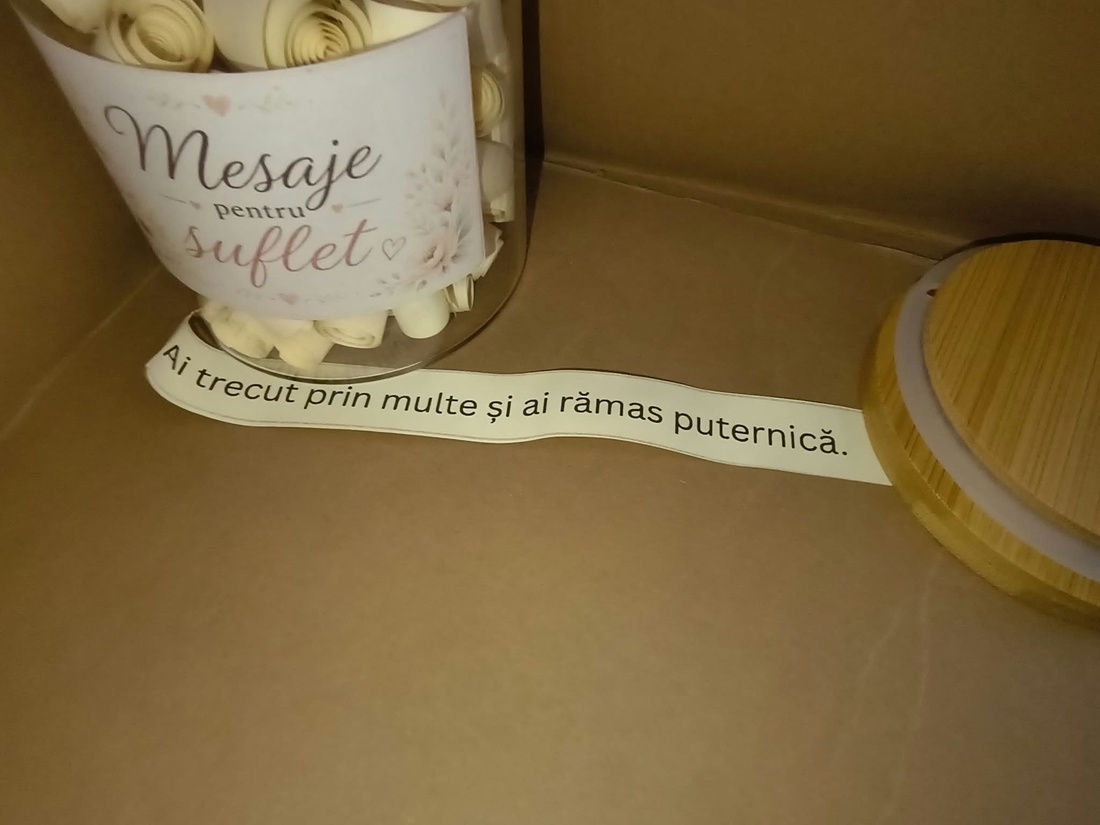 Cadou femeie � Borcan cu 100 de mesaje pentru suflet, scrisoare personalizată și pungă cadou - casă & stil de viață - seturi de cadou - Artynos.ro