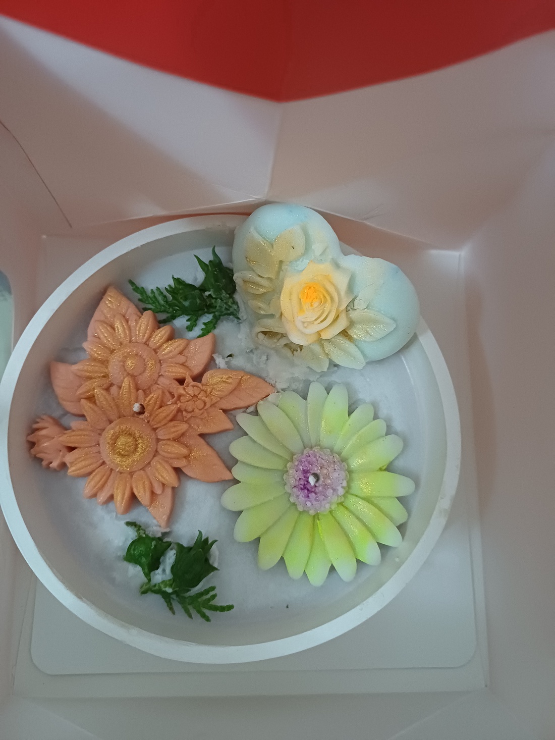 Lumânare parfumata in vas de ceramica - casă & stil de viață - lumânări, parfumuri, arome - lumânări artizanale - Artynos.ro