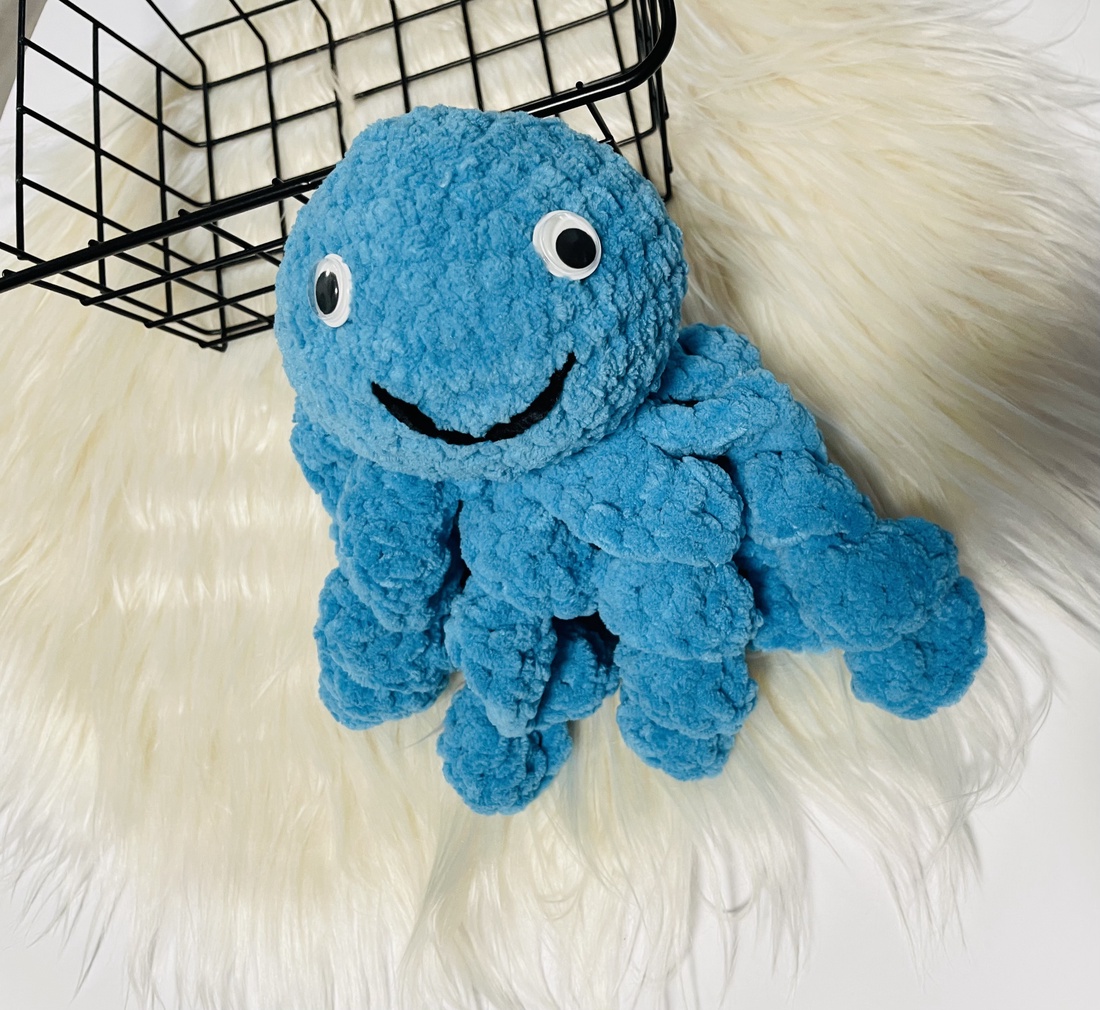 Caracatiță croșetată din catifea  jucărie moale, sigură și adorabilă, albastru-turcoa - jucării și echipamente pentru copii - cadouri baby shower - Artynos.ro