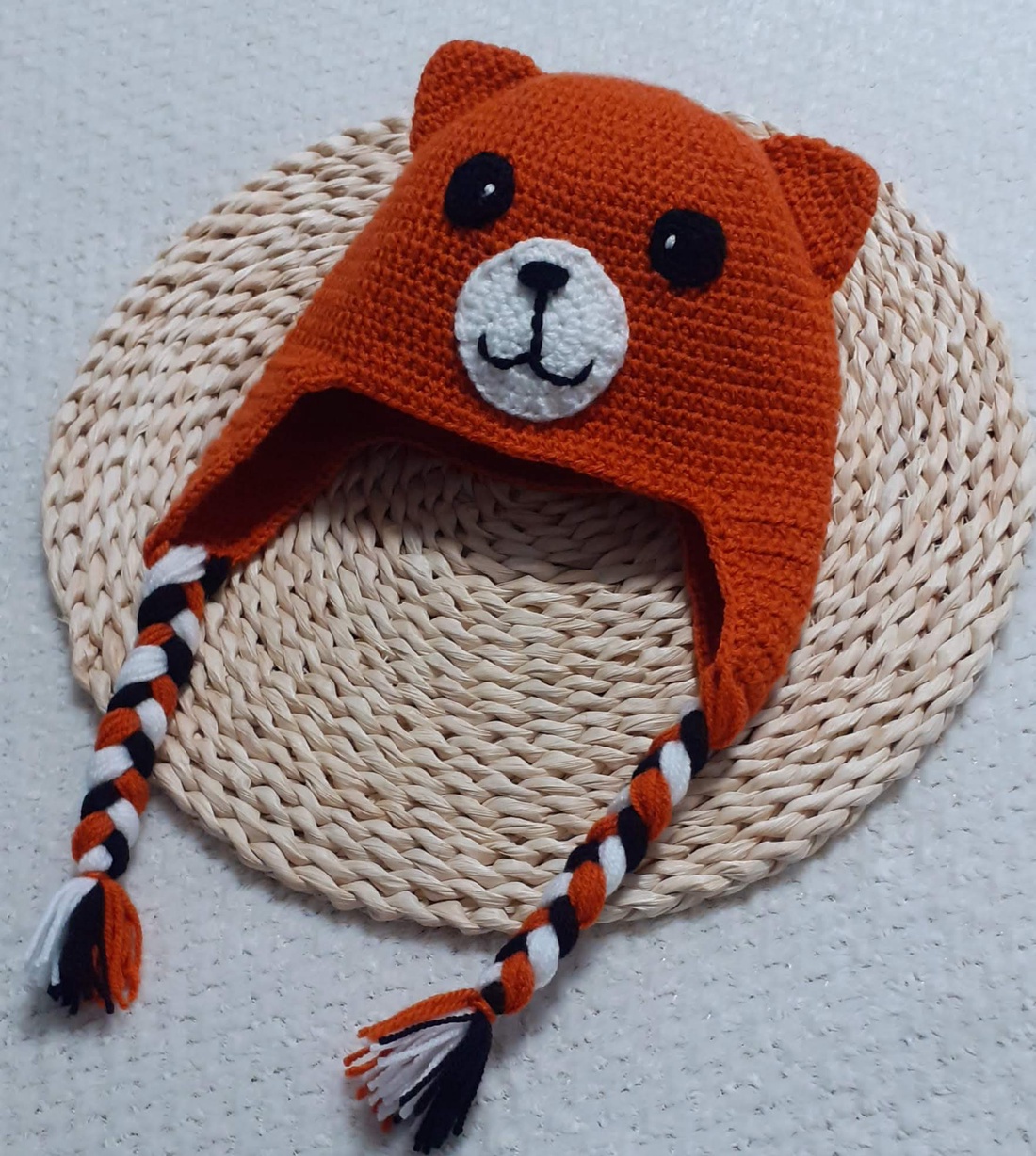 Căciuliță croșetată vulpiță  pentru copii 6 luni2 ani, culoare maro cărămiziu, fir acrilic moale - îmbrăcăminte și modă - eșarfe, pălării, fularuri - căciulă - Artynos.ro