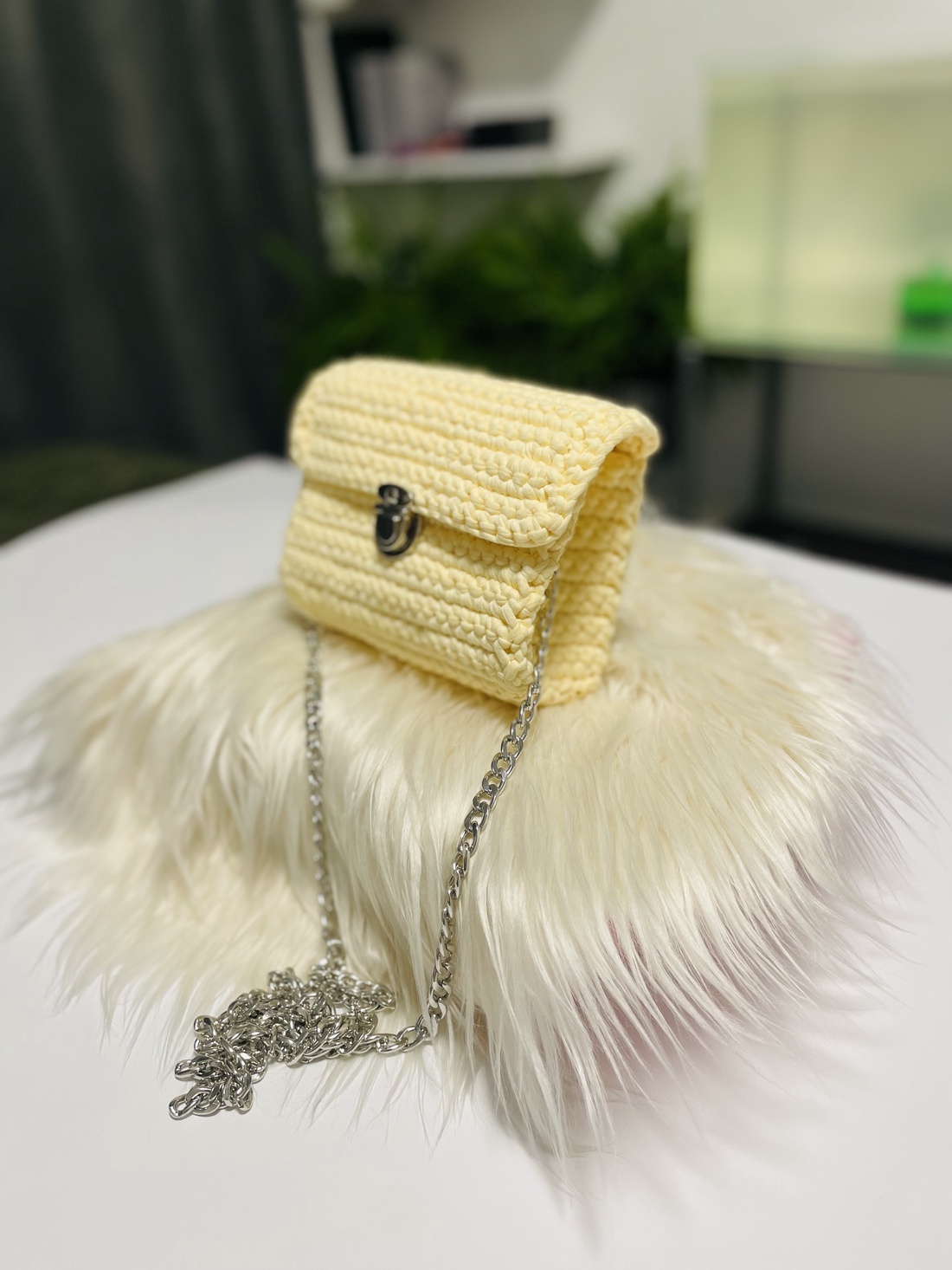 poșetă croșetată  delicată, elegantă  - genți și portofele - genți de mână și umăr - geantă crossbody - Artynos.ro