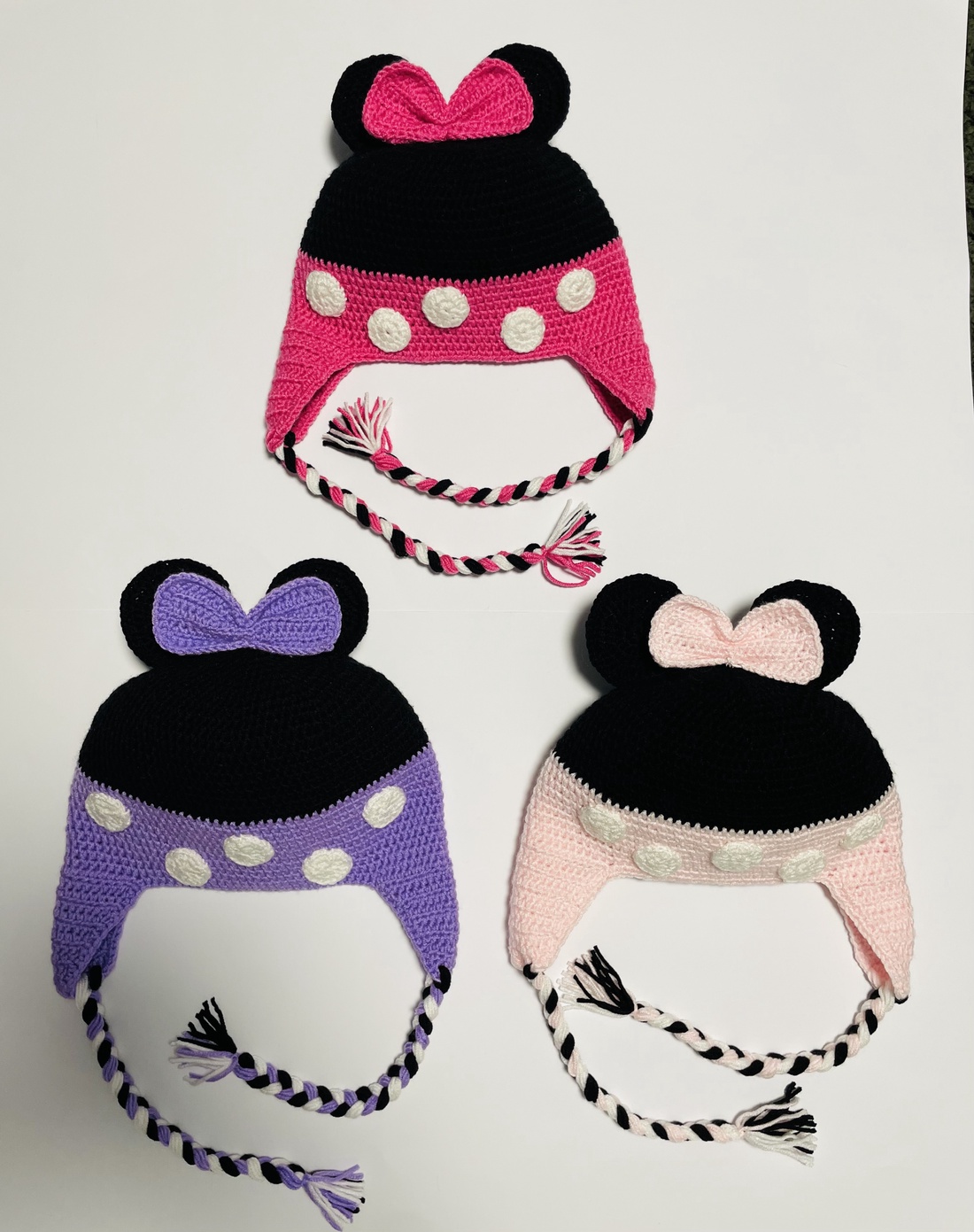 Caciuliță inspirată din Minnie Mouse - îmbrăcăminte și modă - eșarfe, pălării, fularuri - căciulă - Artynos.ro