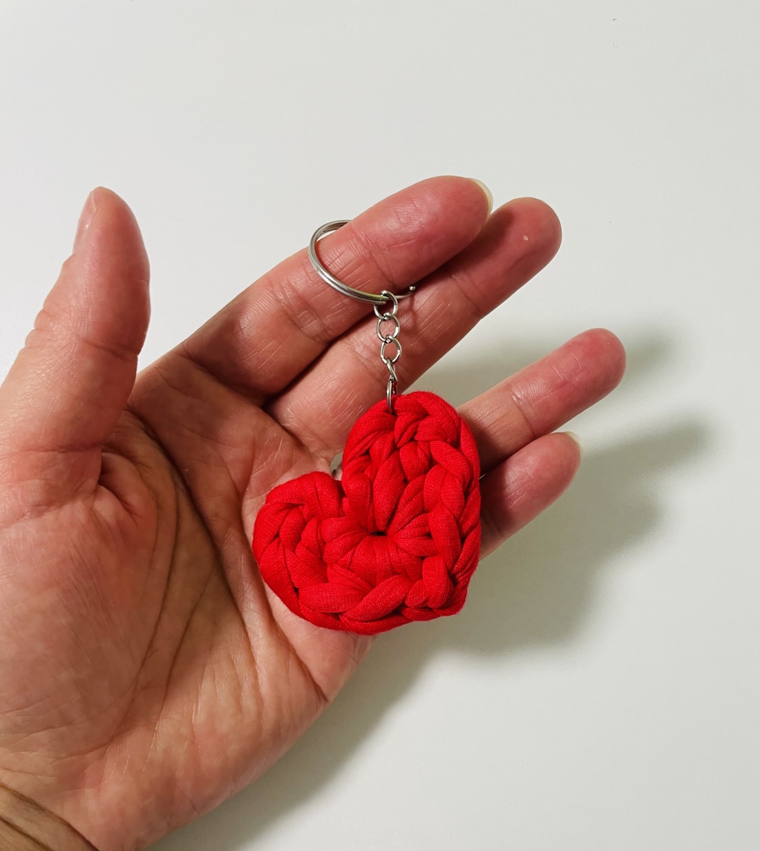 Breloc inimioară - genți și portofele - accesorii genți - breloc - Artynos.ro