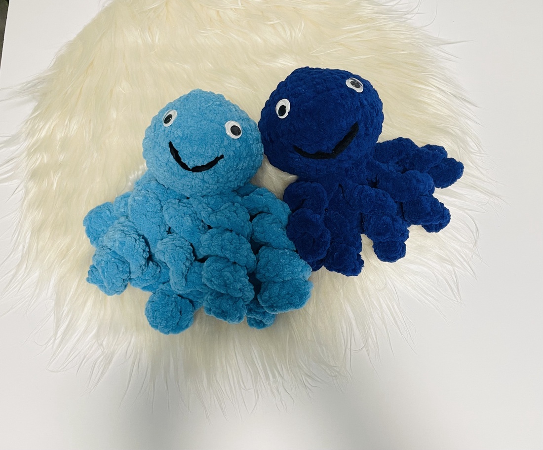 Caracatită albastru deschis - jucării și echipamente pentru copii - mașini mici, vehicule - tir de jucărie - Artynos.ro