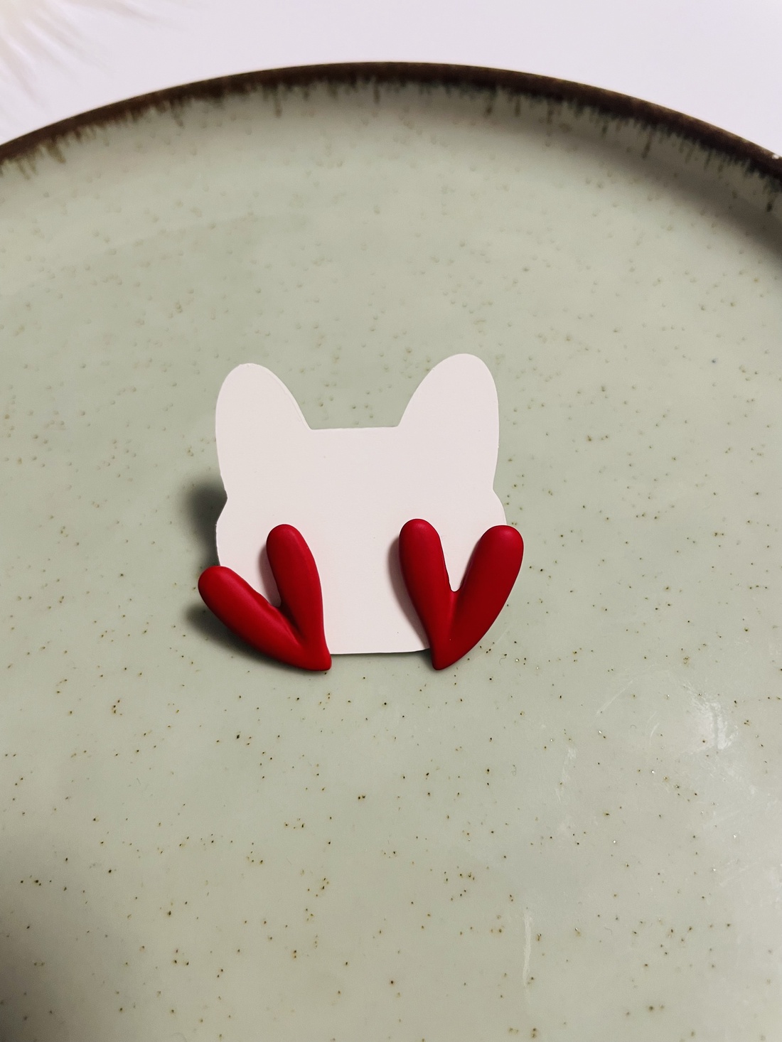 Cercei inimioare roșii � îndrăzneți și plini de pasiune  - accesorii nuntă - bijuterii mireasă - cercei mireasă - Artynos.ro