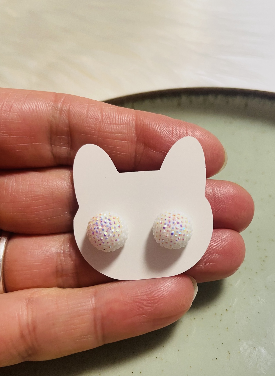 Cercei tip perlă � eleganță simplă, potrivită pentru orice ocazie  - accesorii nuntă - bijuterii mireasă - cercei mireasă - Artynos.ro