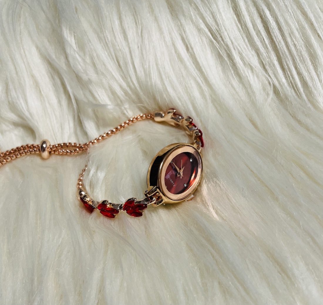 Ceas elegant - bijuterii - ceasuri și curele - ceasuri - Artynos.ro