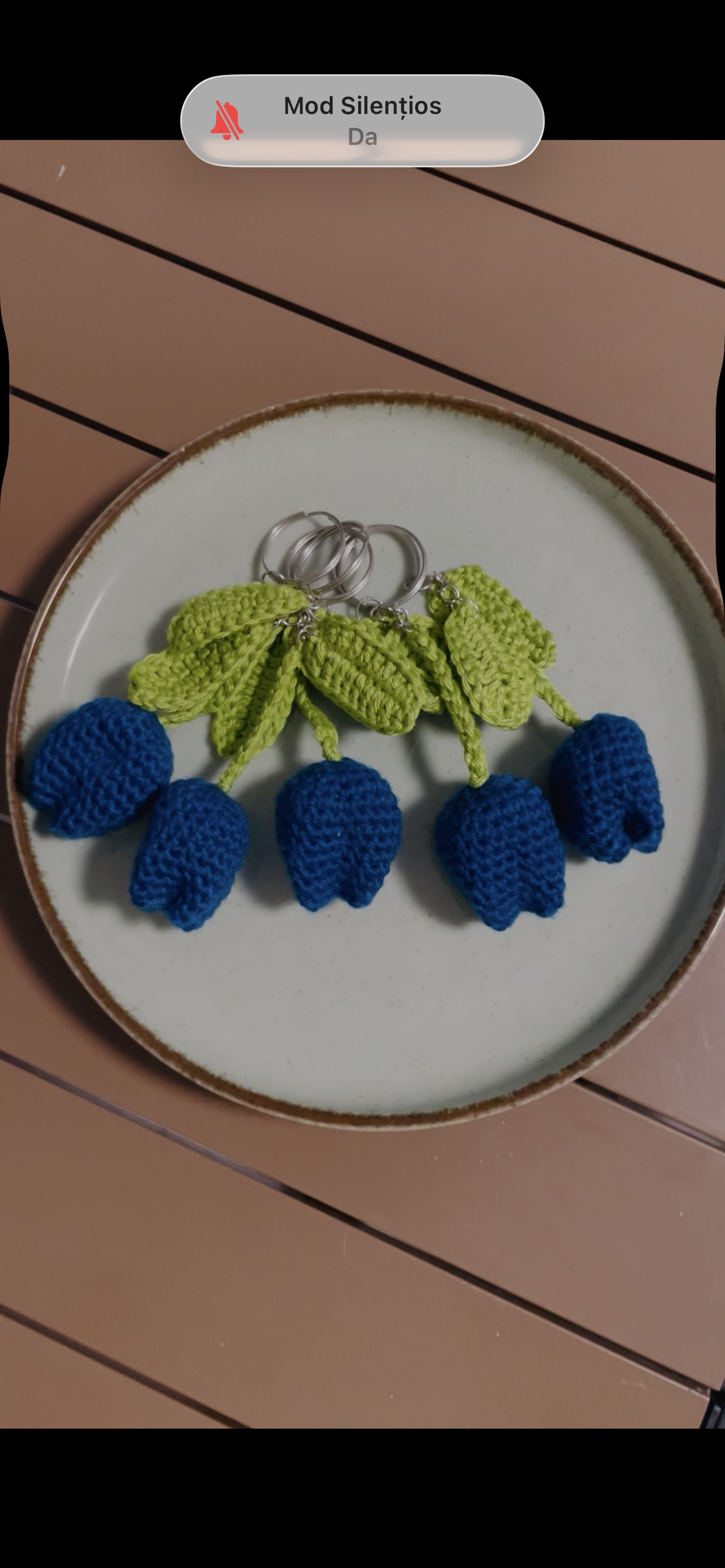 Lalea albastra  - genți și portofele - accesorii genți - breloc - Artynos.ro