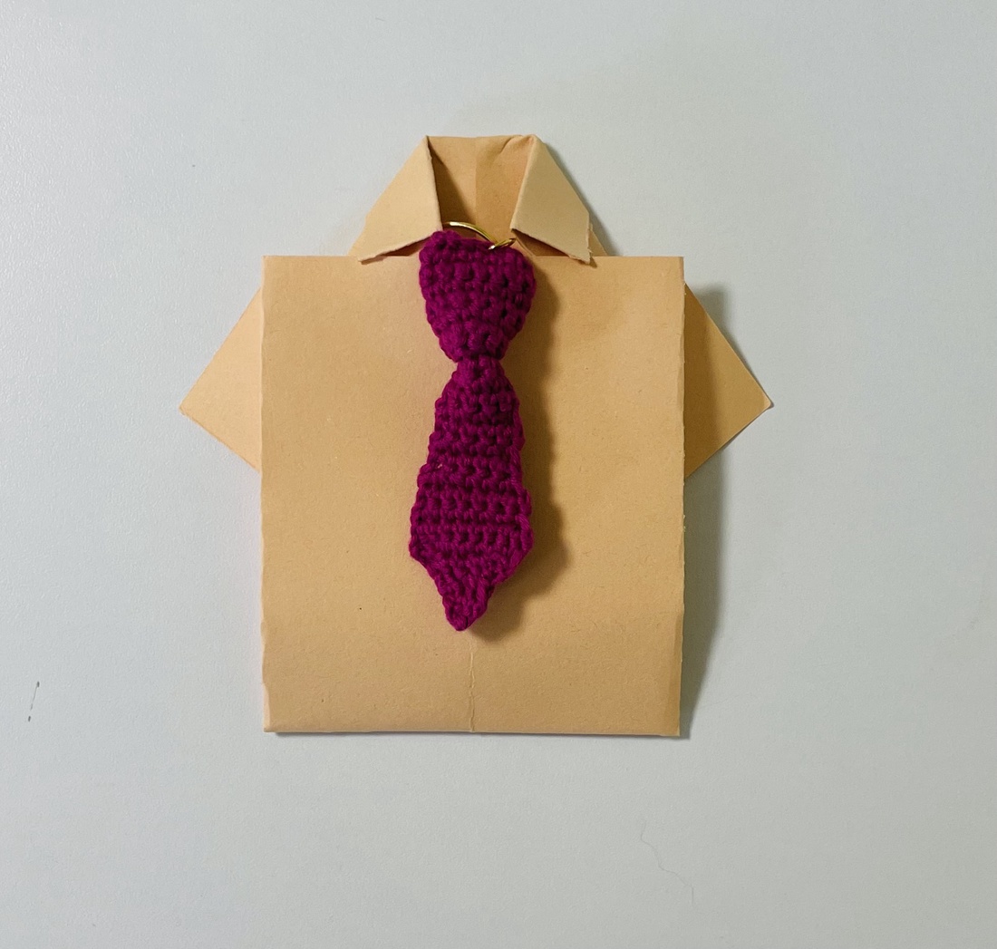 Suvenir breloc cravată - genți și portofele - accesorii genți - breloc - Artynos.ro