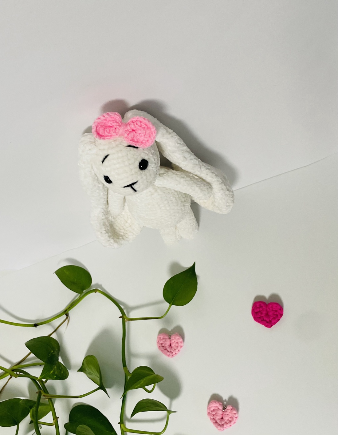 Iepuraș croșetat handmade � 27 cm - jucării și echipamente pentru copii - plușuri - iepure de pluș - Artynos.ro