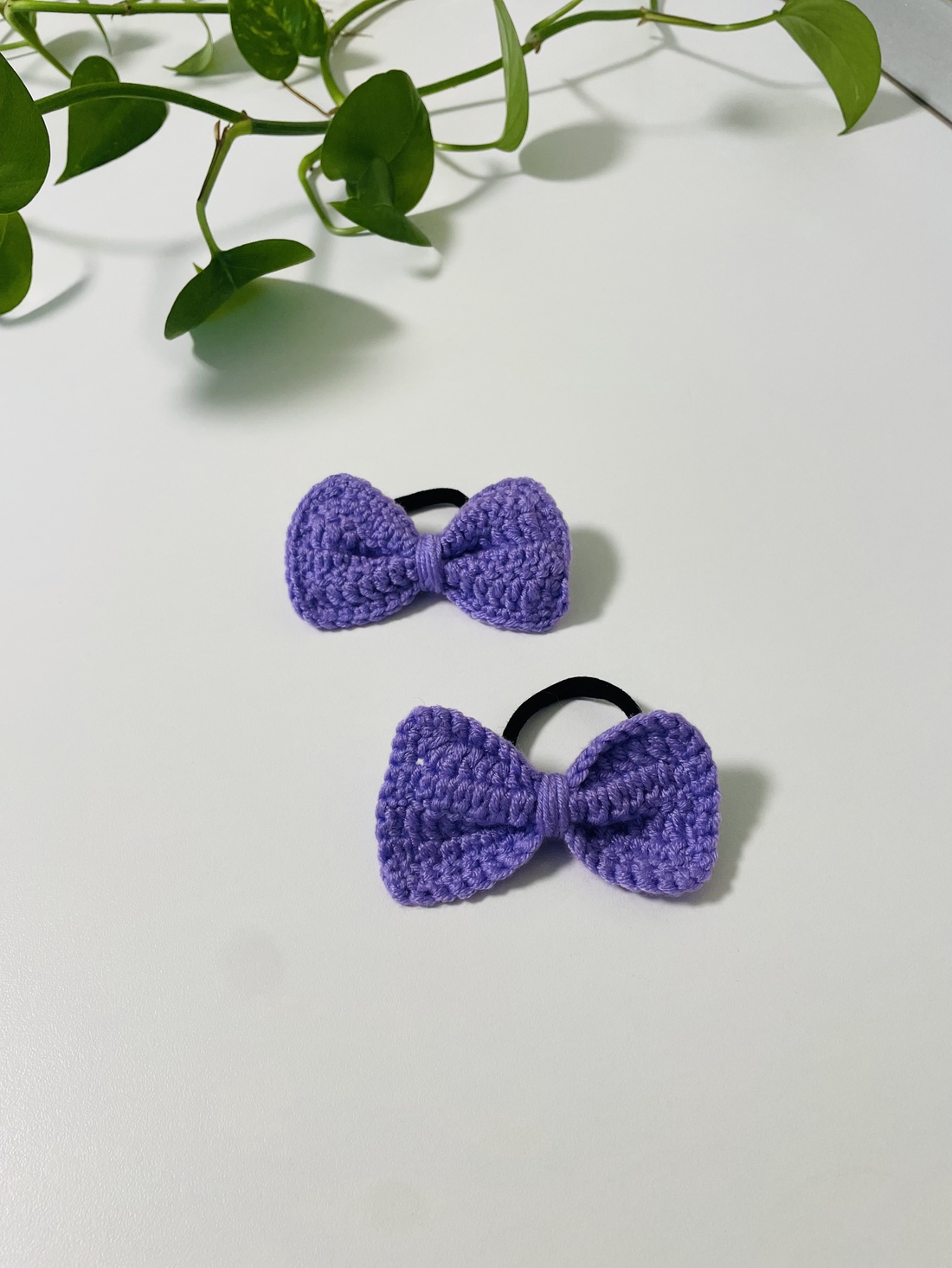 Elastic de păr handmade � delicatețe în tonuri de mov - îmbrăcăminte și modă - accesorii păr - elastic de păr - Artynos.ro