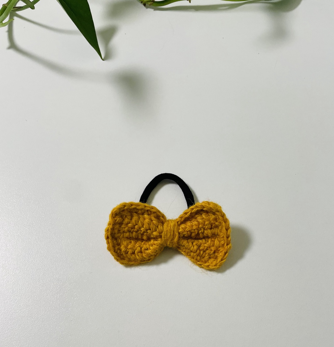 Elastic de păr handmade � accent cald și luminos - îmbrăcăminte și modă - accesorii păr - elastic de păr - Artynos.ro