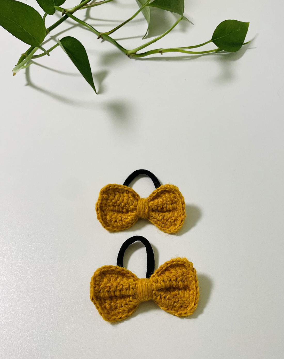 Elastic de păr handmade � accent cald și luminos - îmbrăcăminte și modă - accesorii păr - elastic de păr - Artynos.ro