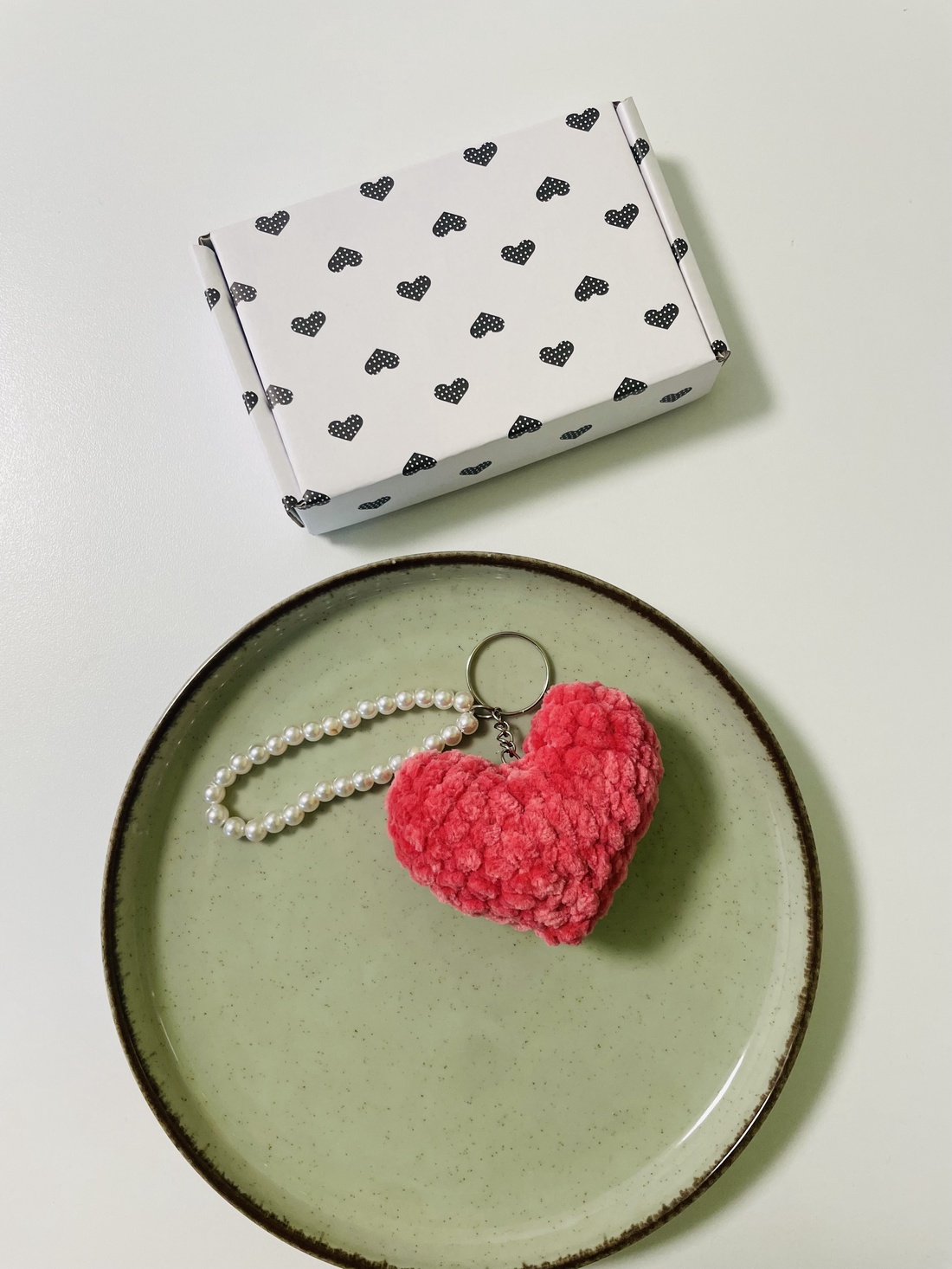 Breloc inimioara - genți și portofele - accesorii genți - breloc - Artynos.ro