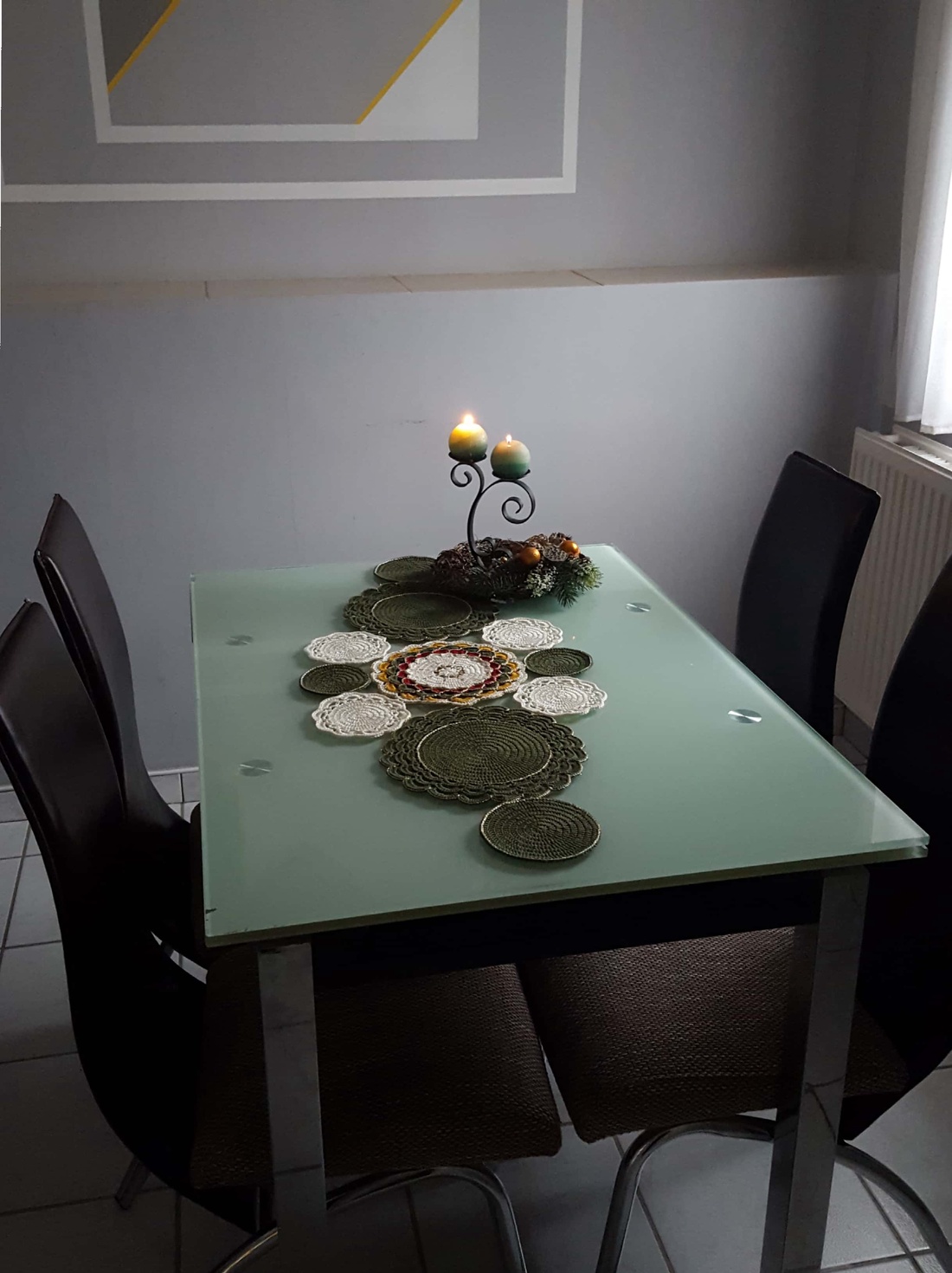 Aler de masă croșetat/Față de masă croșetată - casă & stil de viață - decorațiuni de casă - decorațiuni de masă și rafturi - fețe de masă croșetate - Artynos.ro