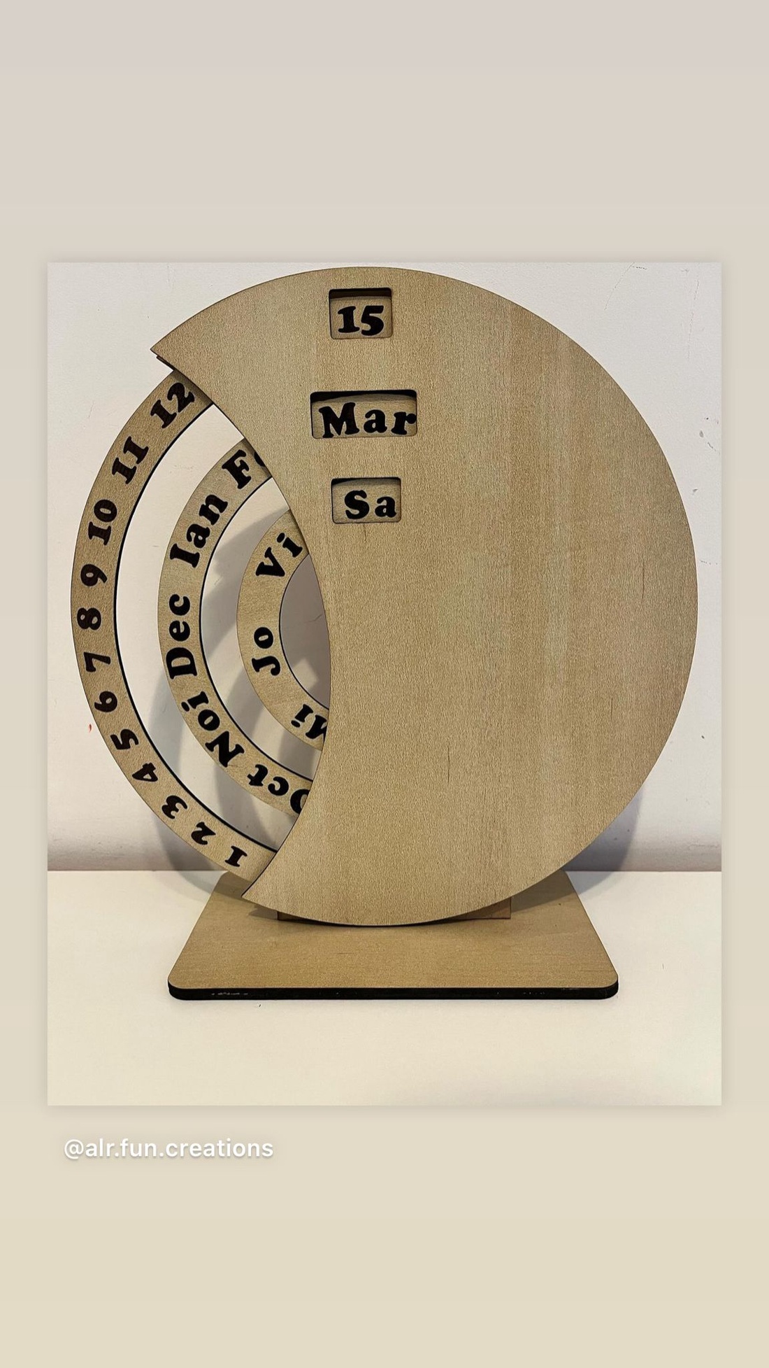 Blank Calendar Perpetuu pentru decorare cu puncte Mandala - casă & stil de viață - accesorii pentru decorat casa - decorațiuni cu tematică spirituală - mandala - Artynos.ro Blank Calendar Perpetuu pentru decorare cu puncte Mandala - casă & stil de viață - accesorii pentru decorat casa - decorațiuni cu tematică spirituală - mandala - Artynos.ro