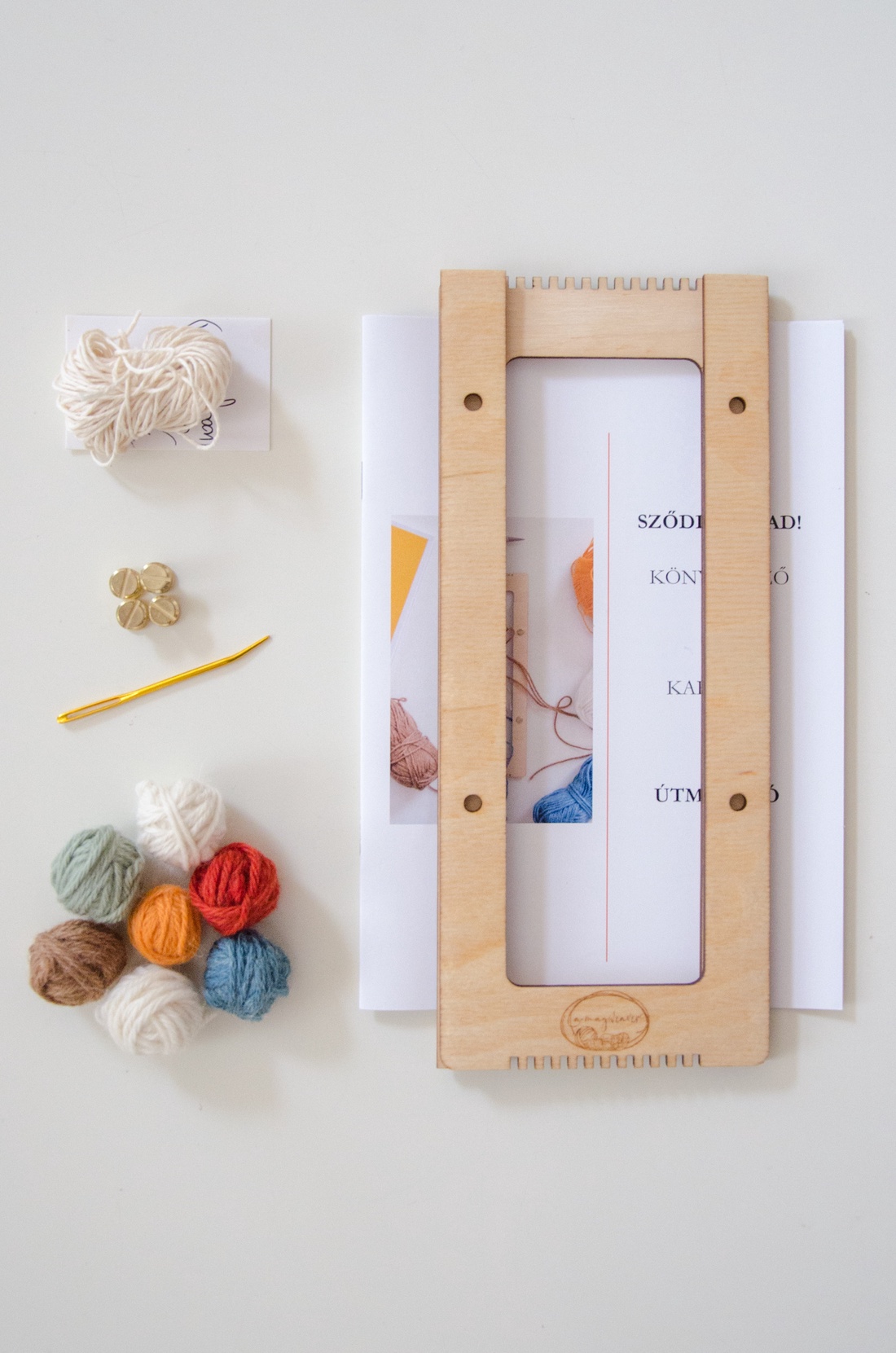 Teseti singur! Kit DIY - Brățară și semn de carte - diy - pregătește-ți singur - pachete diy, kituri - Artynos.ro