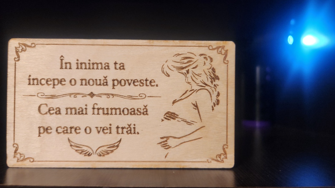 Plachetă din lemn gravată � Cadou pentru viitoare mamă - casă & stil de viață - decorațiuni de casă - decorațiuni de pereți - placă decorativă - Artynos.ro