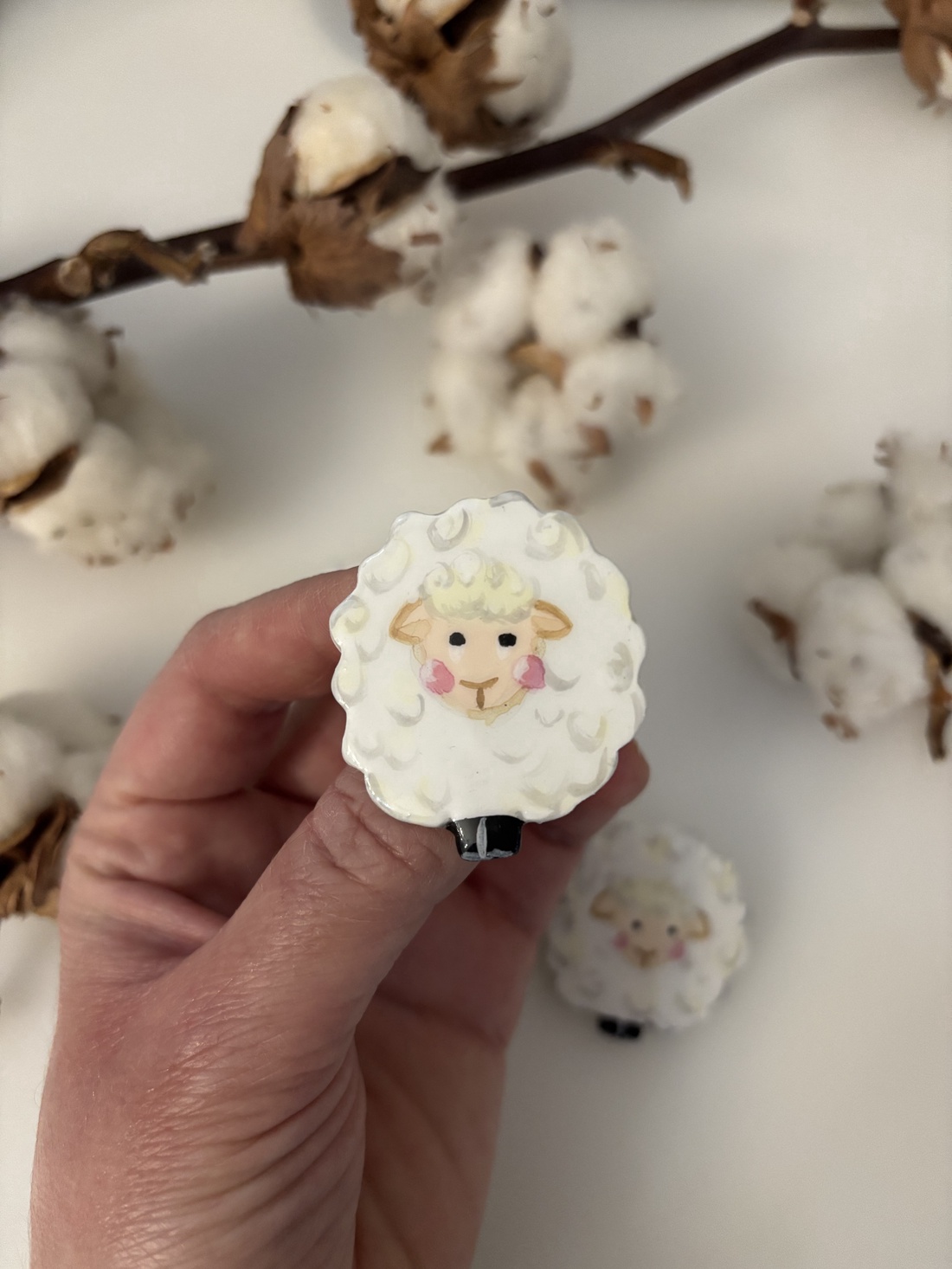 Broșa miorița  - bijuterii - broșe - Artynos.ro