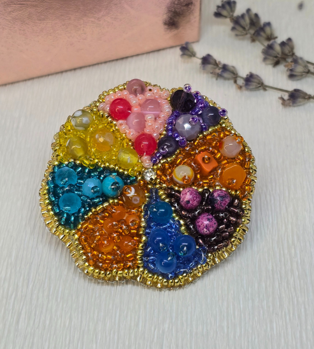 Broșă handmade  Rainbow Bloom Brooch - bijuterii - broșă, insigne - insigne - Artynos.ro