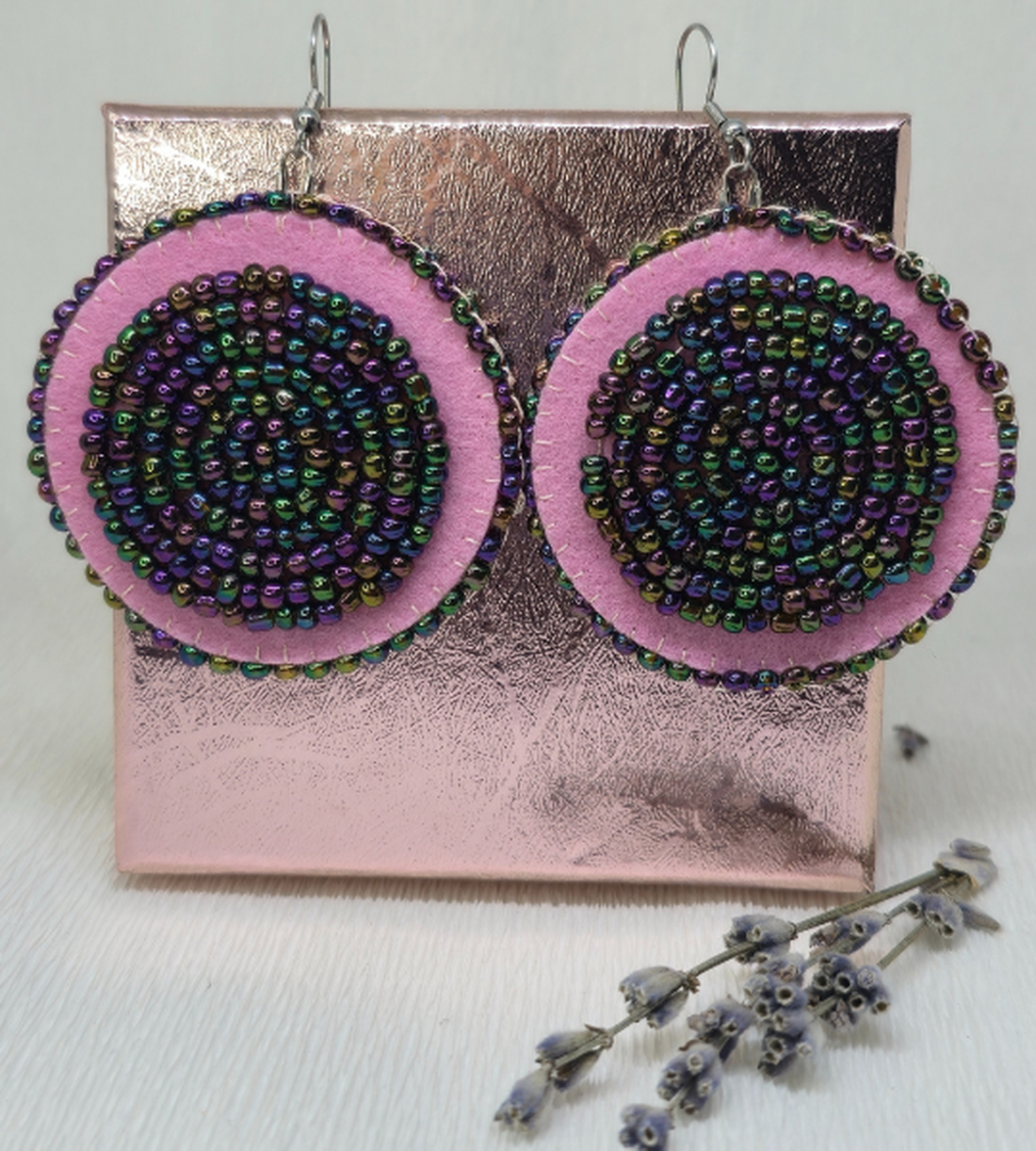Cercei handmade Statement Rotunzi Ros - bijuterii - cercei - Artynos.ro Cercei handmade Statement Rotunzi Ros - bijuterii - cercei - Artynos.ro