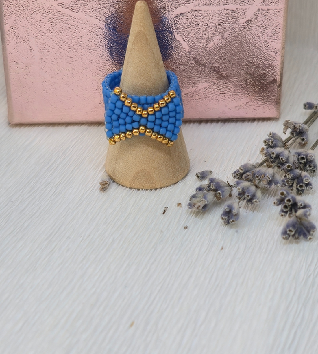Inel handmade Blue Royal Touch - bijuterii - inele - inele rotunde - Artynos.ro Inel handmade Blue Royal Touch - bijuterii - inele - inele rotunde - Artynos.ro