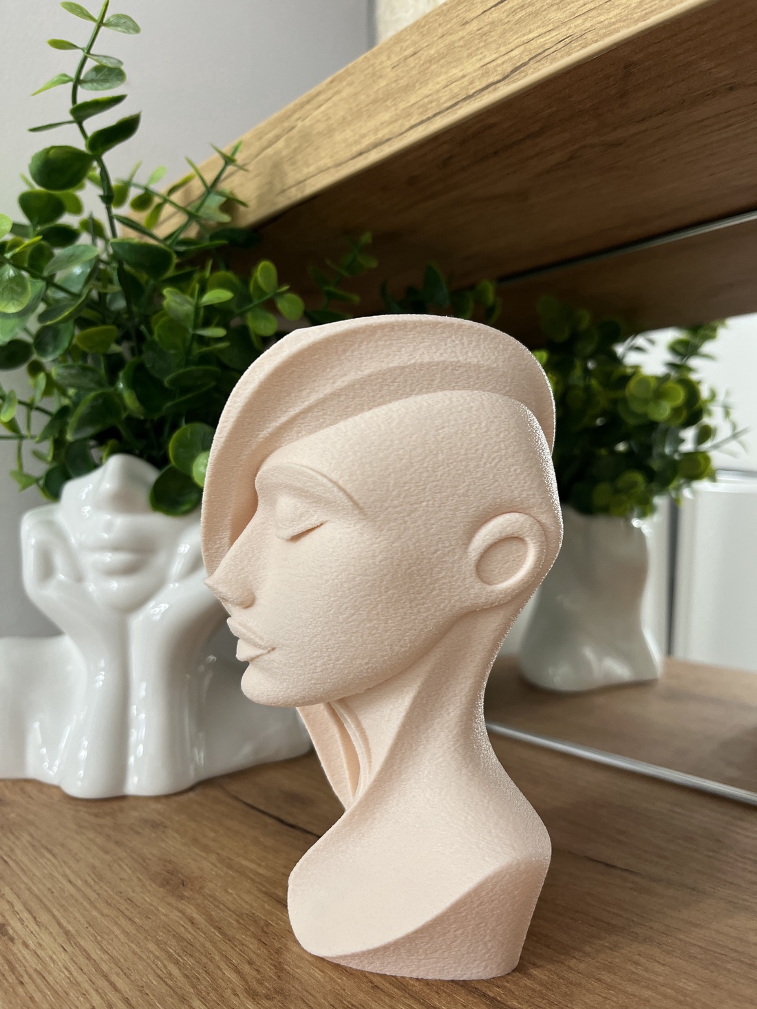 Bust feminin - casă & stil de viață - accesorii pentru decorat casa - decorațiuni de masă și decorațiuni pentru rafturi - cutii decor, cutii de suveniruri - Artynos.ro Bust feminin - casă & stil de viață - accesorii pentru decorat casa - decorațiuni de masă și decorațiuni pentru rafturi - cutii decor, cutii de suveniruri - Artynos.ro