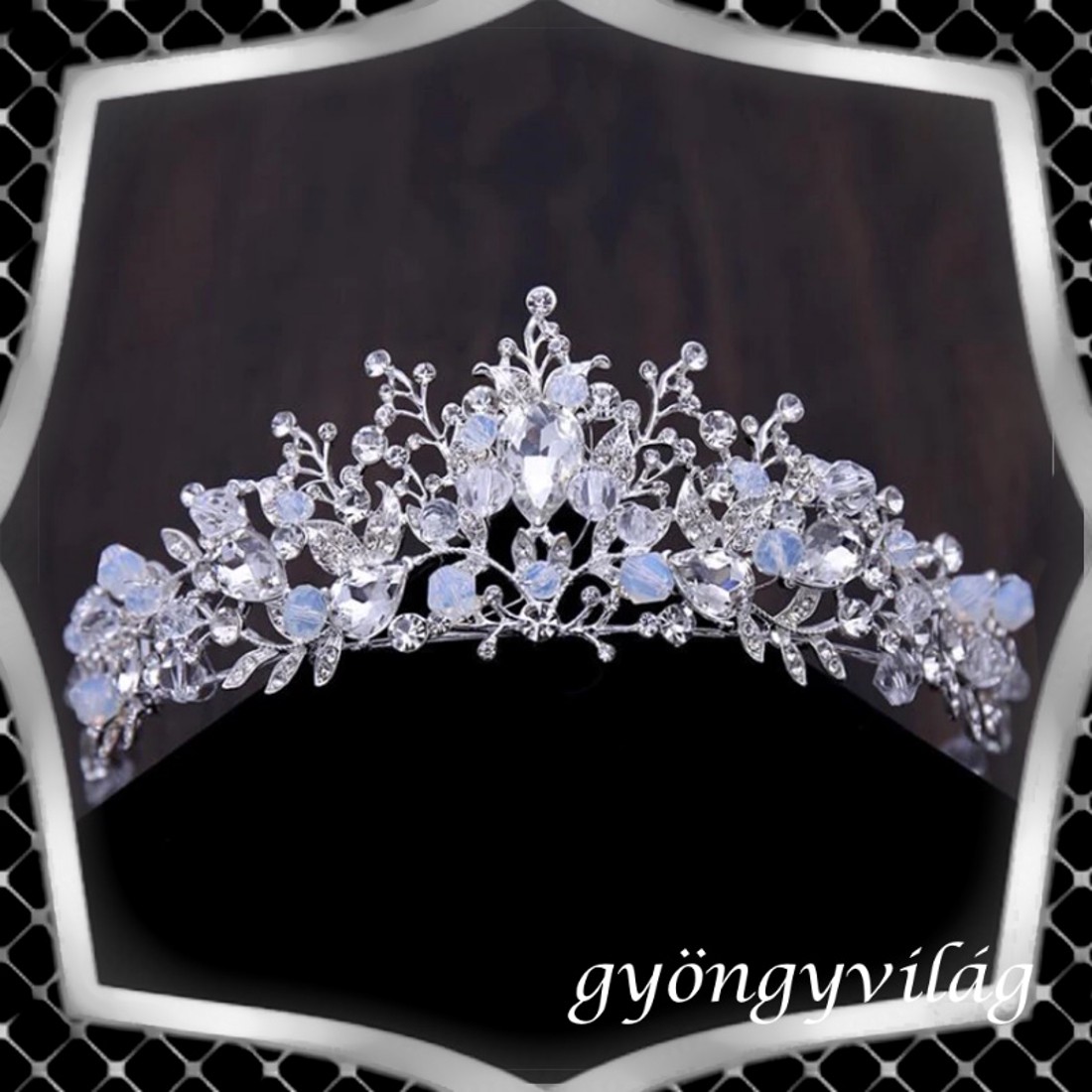 Seturi de bijuterii: set de bijuterii pentru nuntă, mireasă, casual + diademă ES-SZT26-1e - accesorii nuntă - bijuterii mireasă - set bijuterii de mireasă - Artynos.ro Seturi de bijuterii: set de bijuterii pentru nuntă, mireasă, casual + diademă ES-SZT26-1e - accesorii nuntă - bijuterii mireasă - set bijuterii de mireasă - Artynos.ro