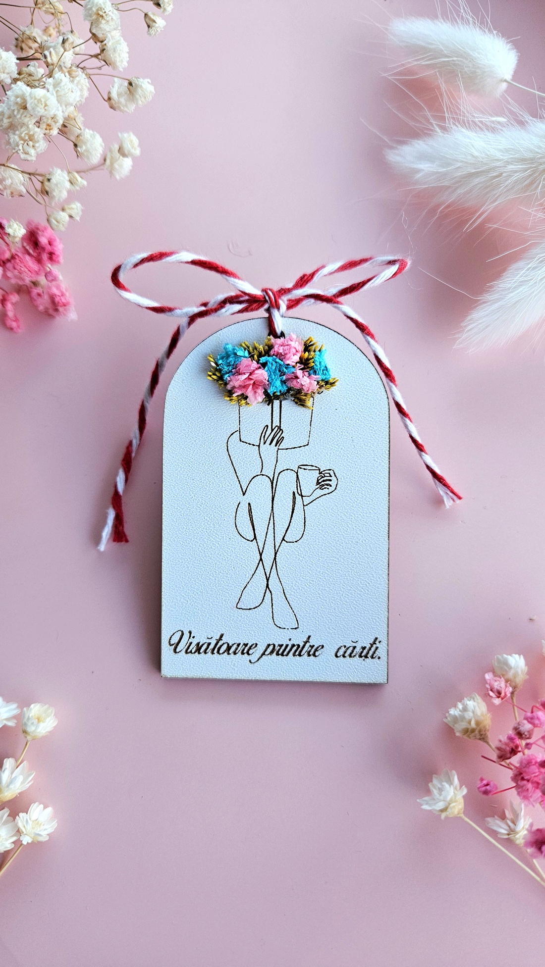 Broșă mărțișor Visătoare  - bijuterii - mărțișor - Artynos.ro