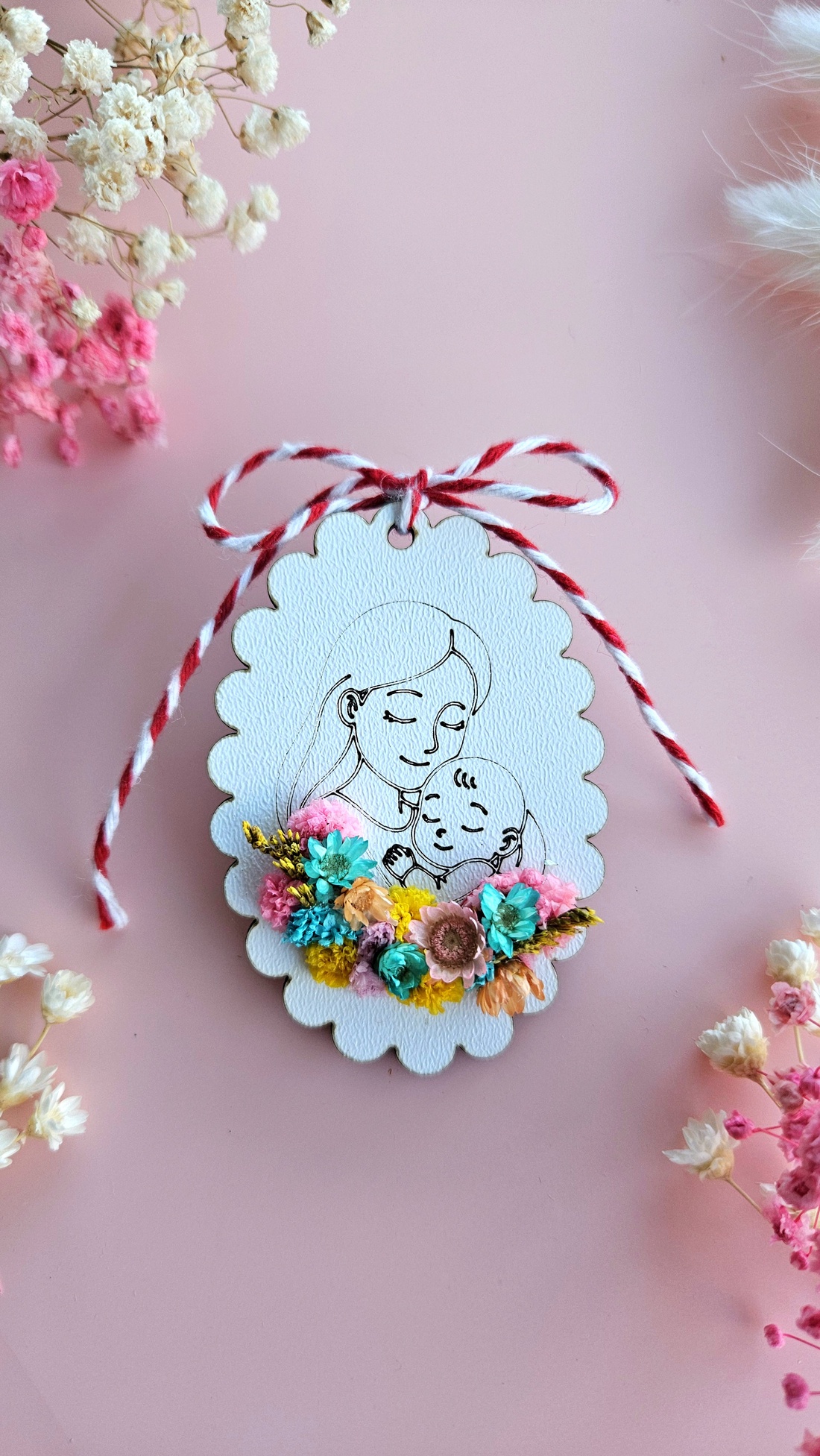 Broșă mărțișor Mama  - bijuterii - mărțișor - Artynos.ro