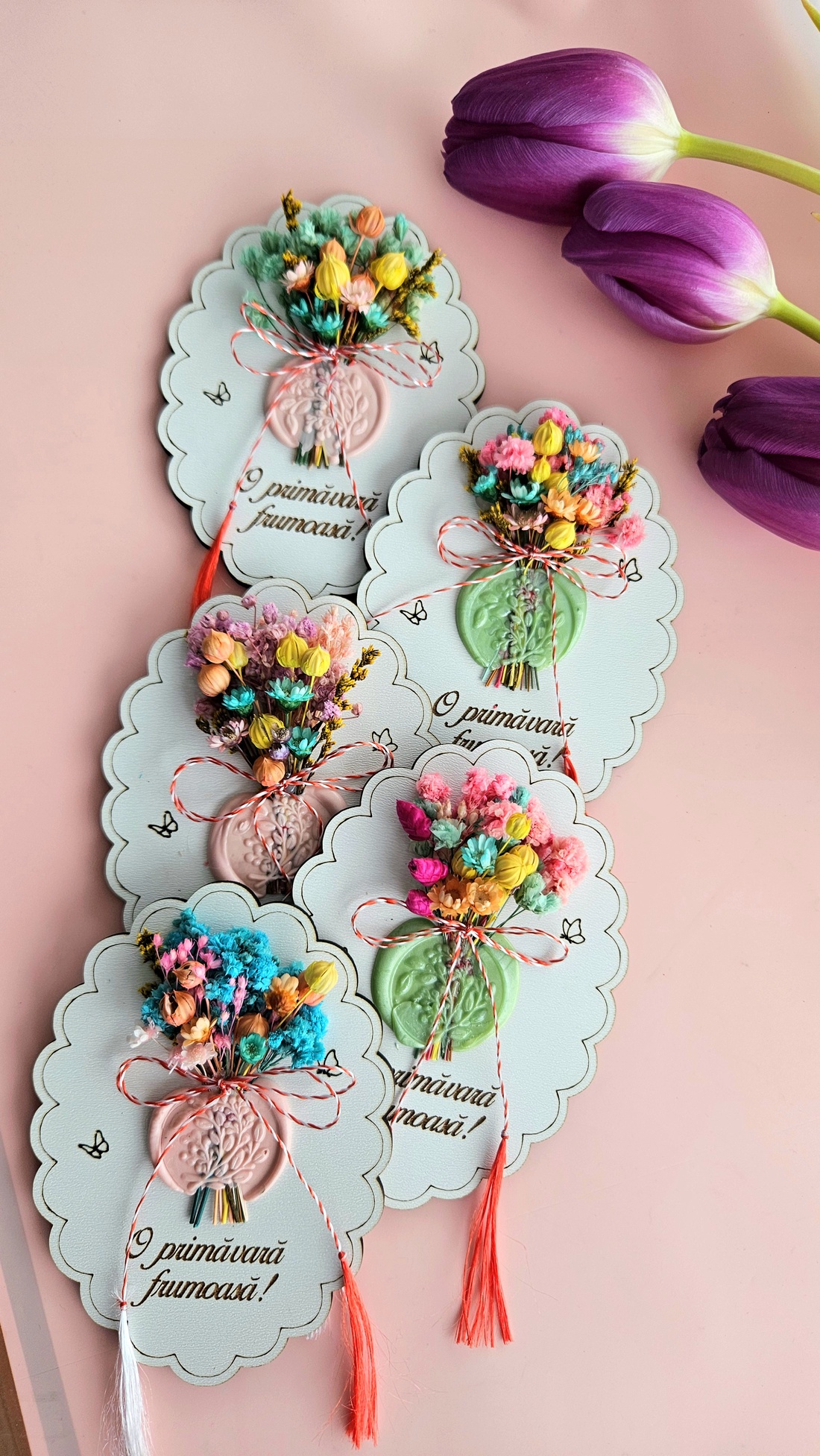 Plăcuță cu flori și sigiliu  - casă & stil de viață - decorațiuni de casă - decorațiuni de masă și rafturi - decorațiuni de masă - Artynos.ro