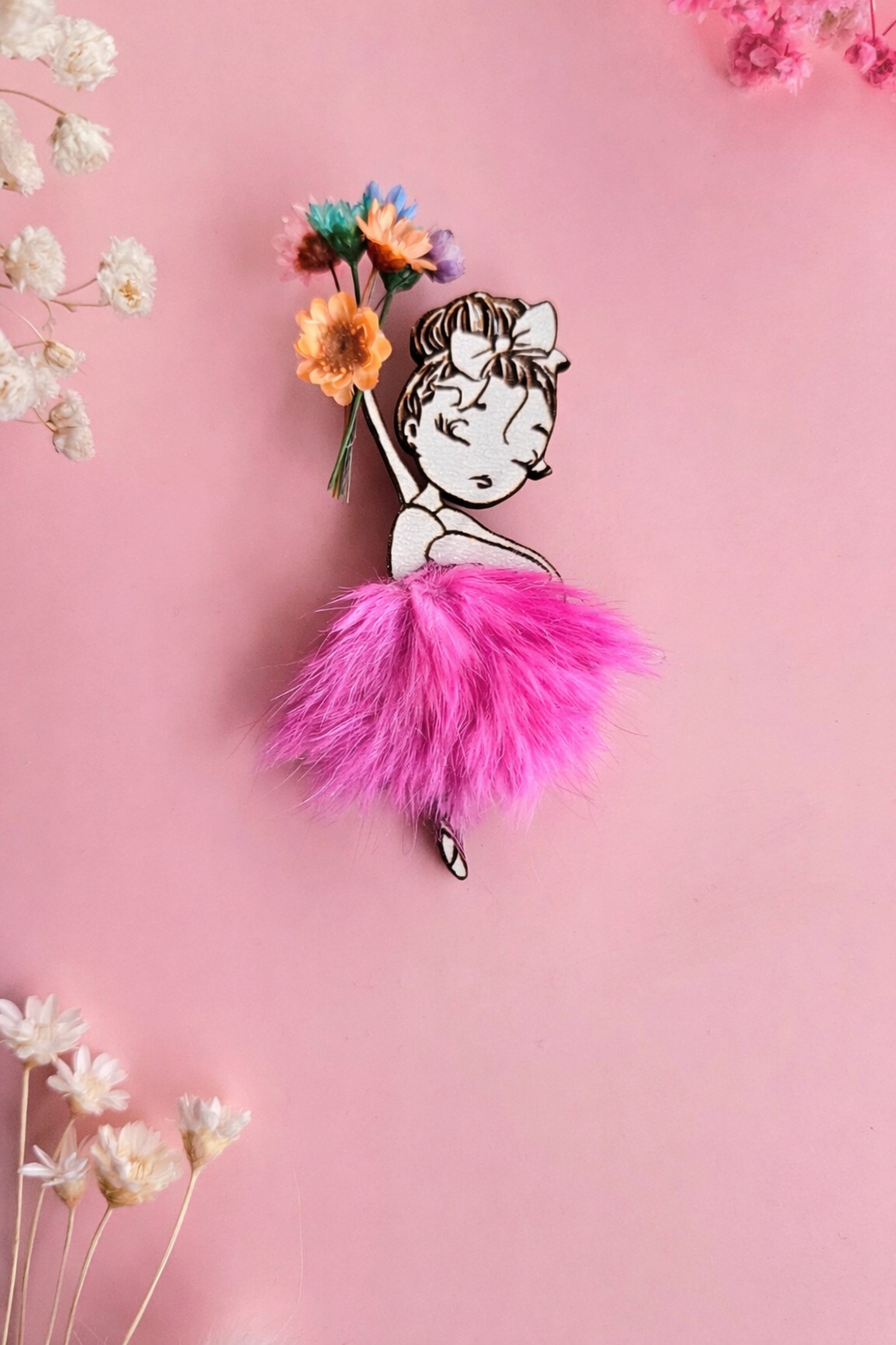 Broșă Balerină - bijuterii - broșe - Artynos.ro