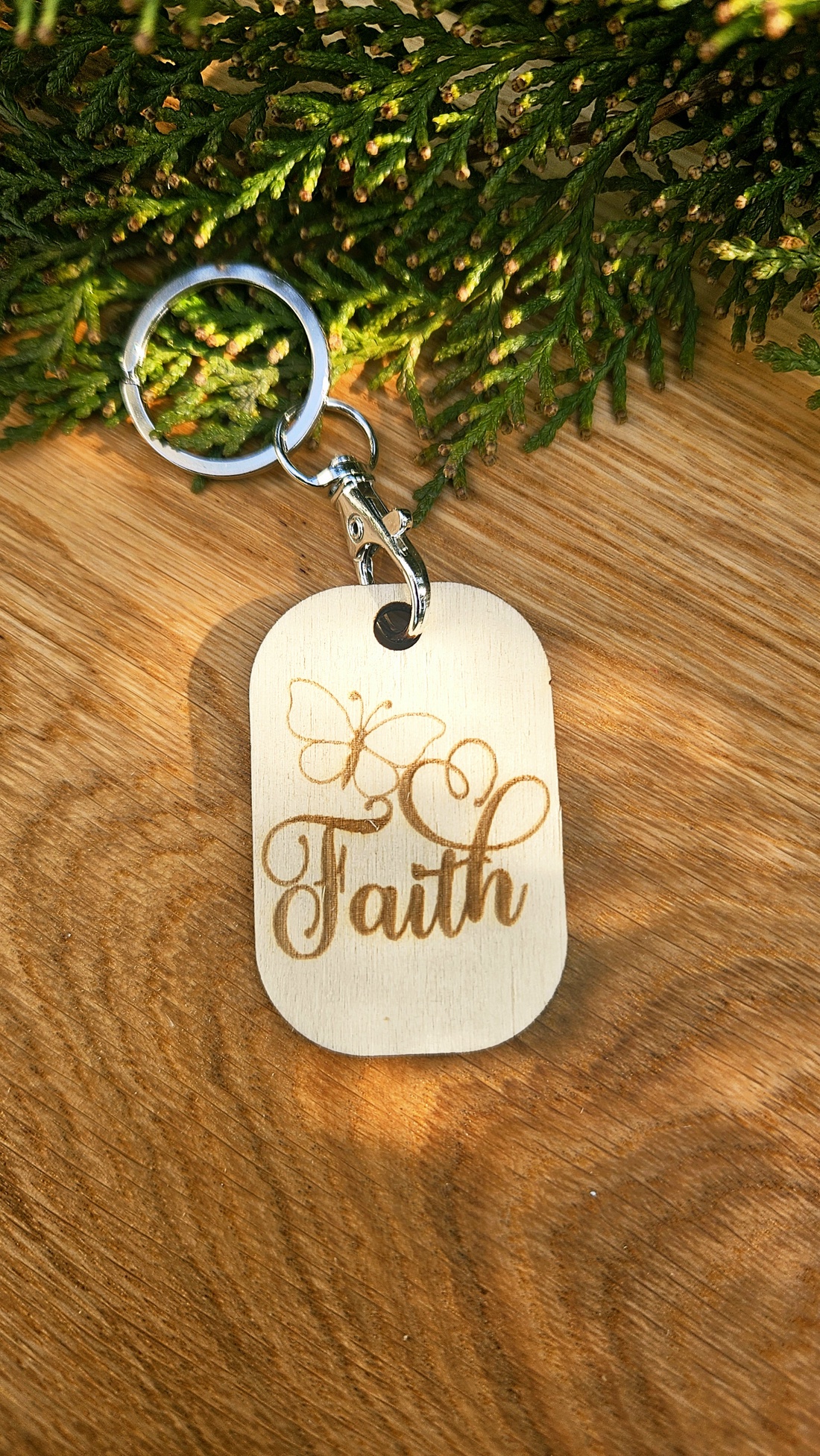 Breloc Faith - genți și portofele - accesorii genți - breloc - Artynos.ro
