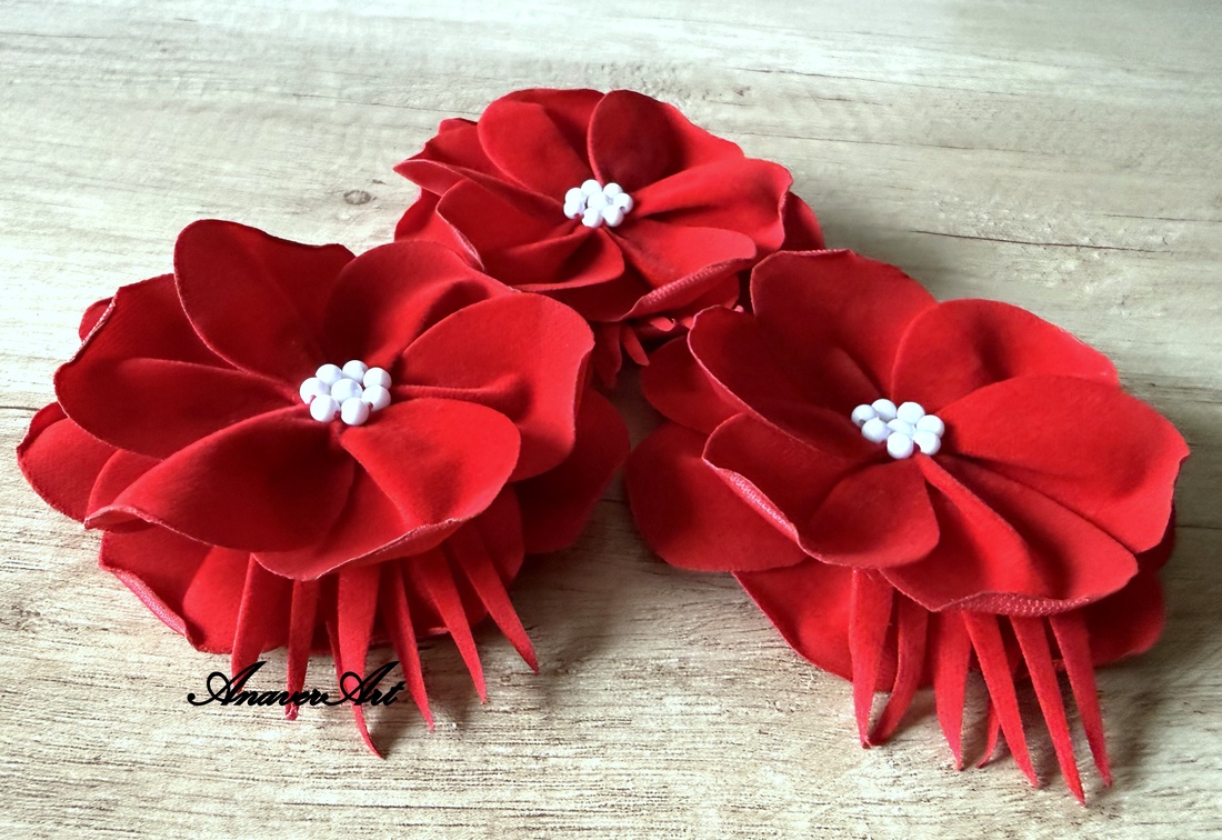 Brosa catifea/Martisor - bijuterii - mărțișor - Artynos.ro