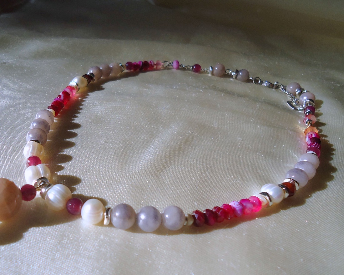 Promotie ! Colier statement cu perle naturale si moon stone - bijuterii - coliere - coliere din perle - Artynos.ro