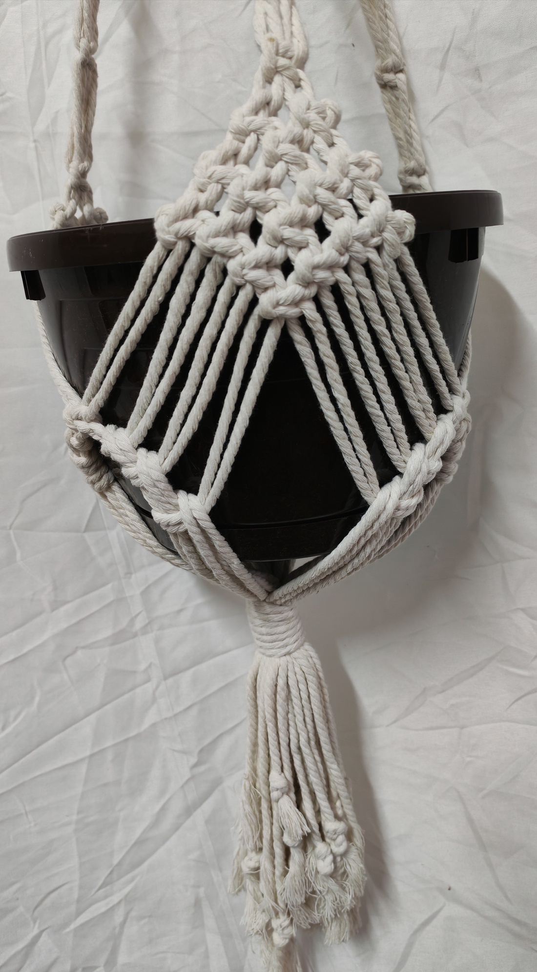 Suport ghiveci macrame handmade din bumbac 3 mm-agățător plante stil boho - casă & stil de viață - decorațiuni de casă - accesorii florale - ghiveci de plante - Artynos.ro