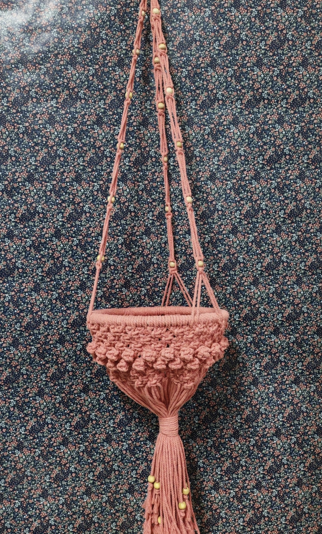 Suport ghiveci macrame suspendat handmade � agățător plante din bumbac 3 mm, decor boho - casă & stil de viață - decorațiuni de casă - accesorii florale - flori în ghiveci - Artynos.ro