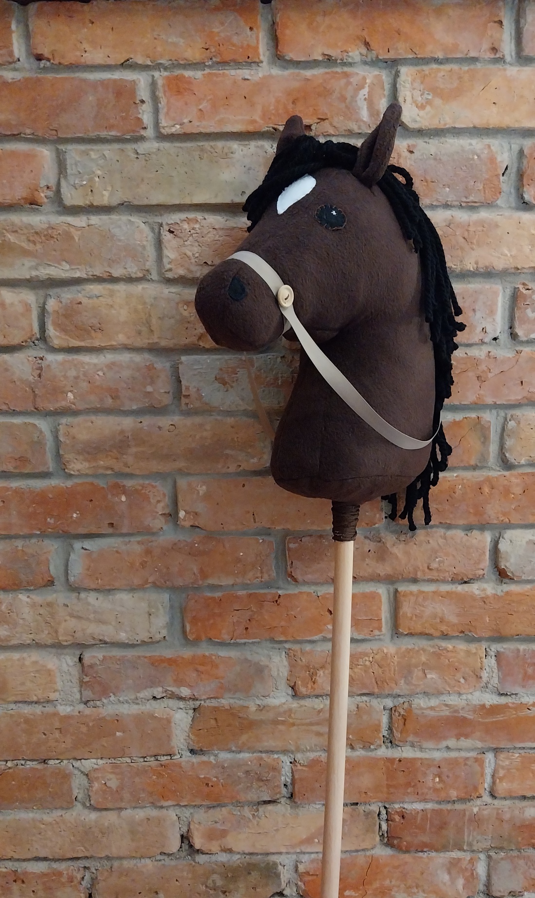 Coada-calului, Hobby horse - jucării și echipamente pentru copii - jocuri de rol - Artynos.ro Coada-calului, Hobby horse - jucării și echipamente pentru copii - jocuri de rol - Artynos.ro