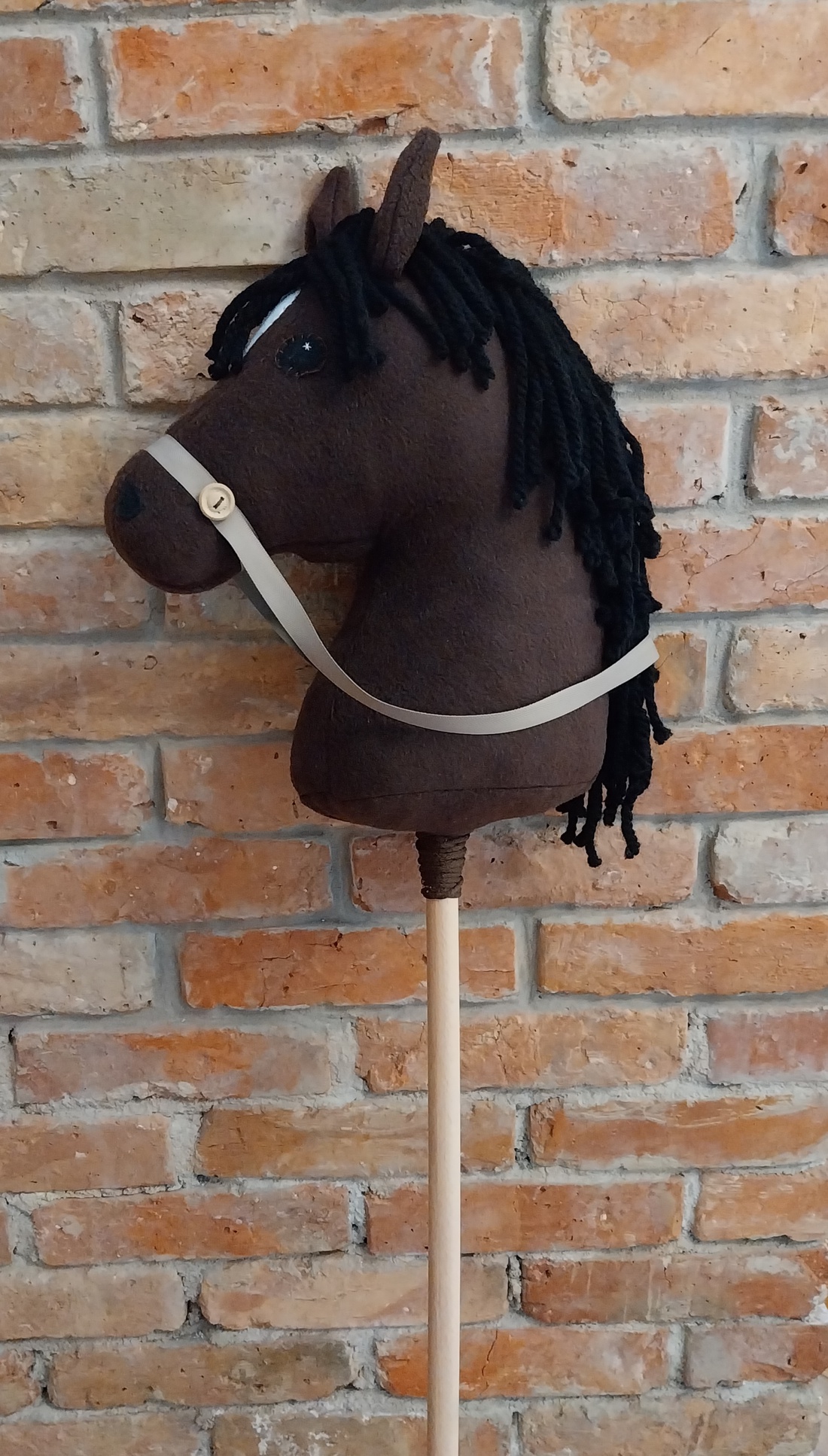 Coada-calului, Hobby horse - jucării și echipamente pentru copii - jocuri de rol - Artynos.ro Coada-calului, Hobby horse - jucării și echipamente pentru copii - jocuri de rol - Artynos.ro