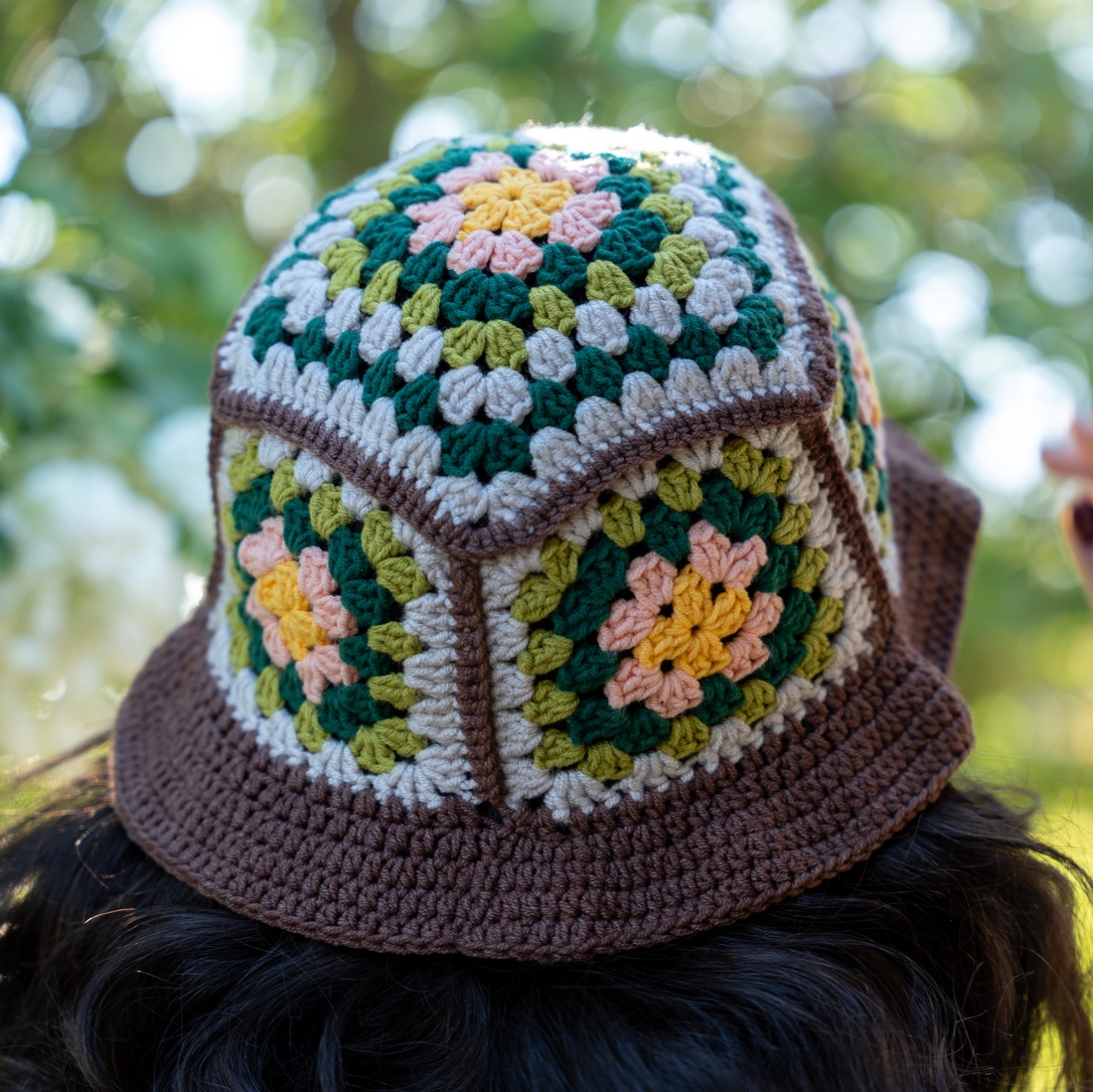 Pălărie - bucket hat crosetata - îmbrăcăminte și modă - eșarfe, pălării, fularuri - pălărie - Artynos.ro