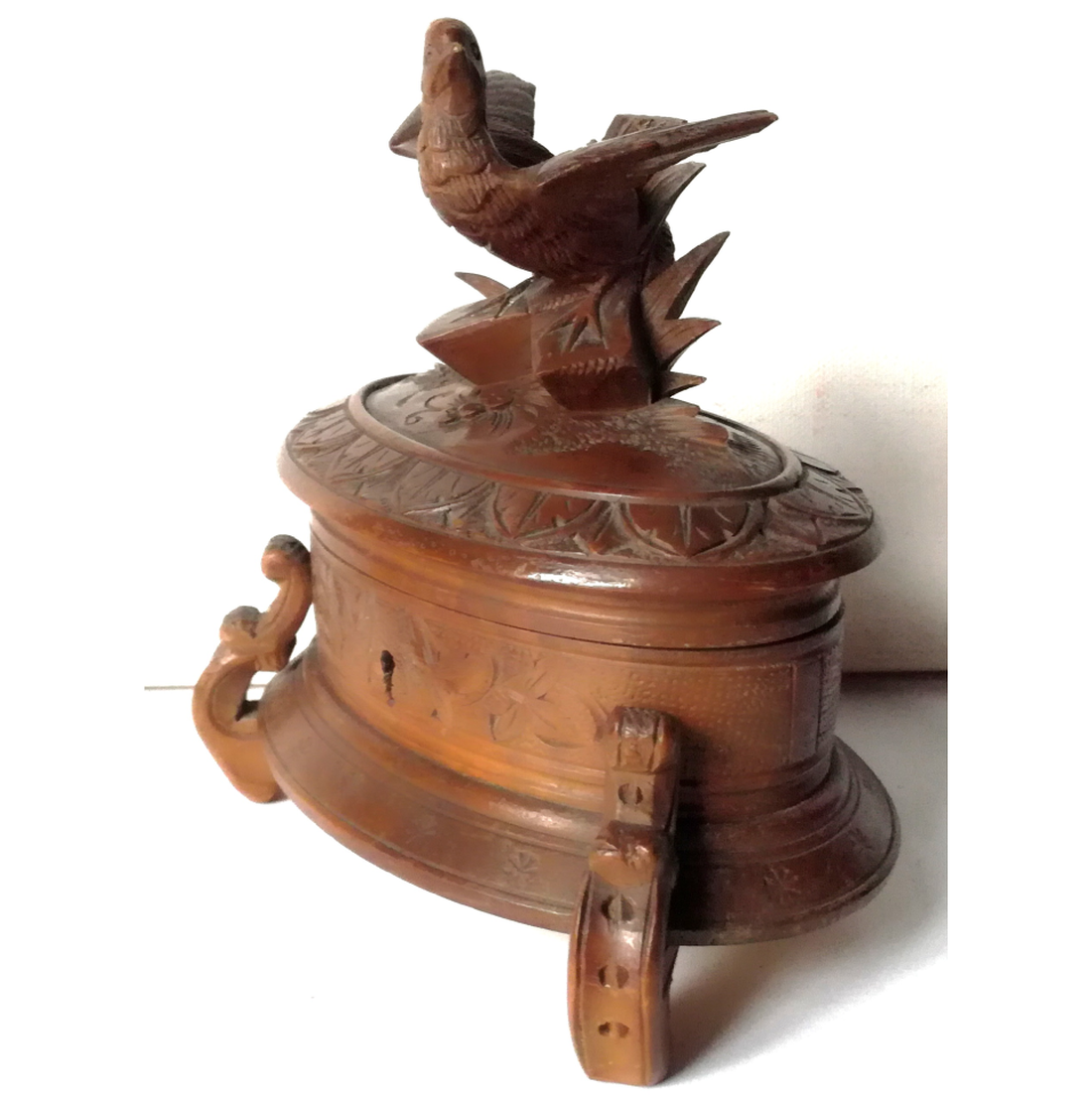 Cutie de bijuterii sculptată originală Schwarzwald - bijuterii - suporturi și cutii de bijuterii - cutii de bijuterii - Artynos.ro