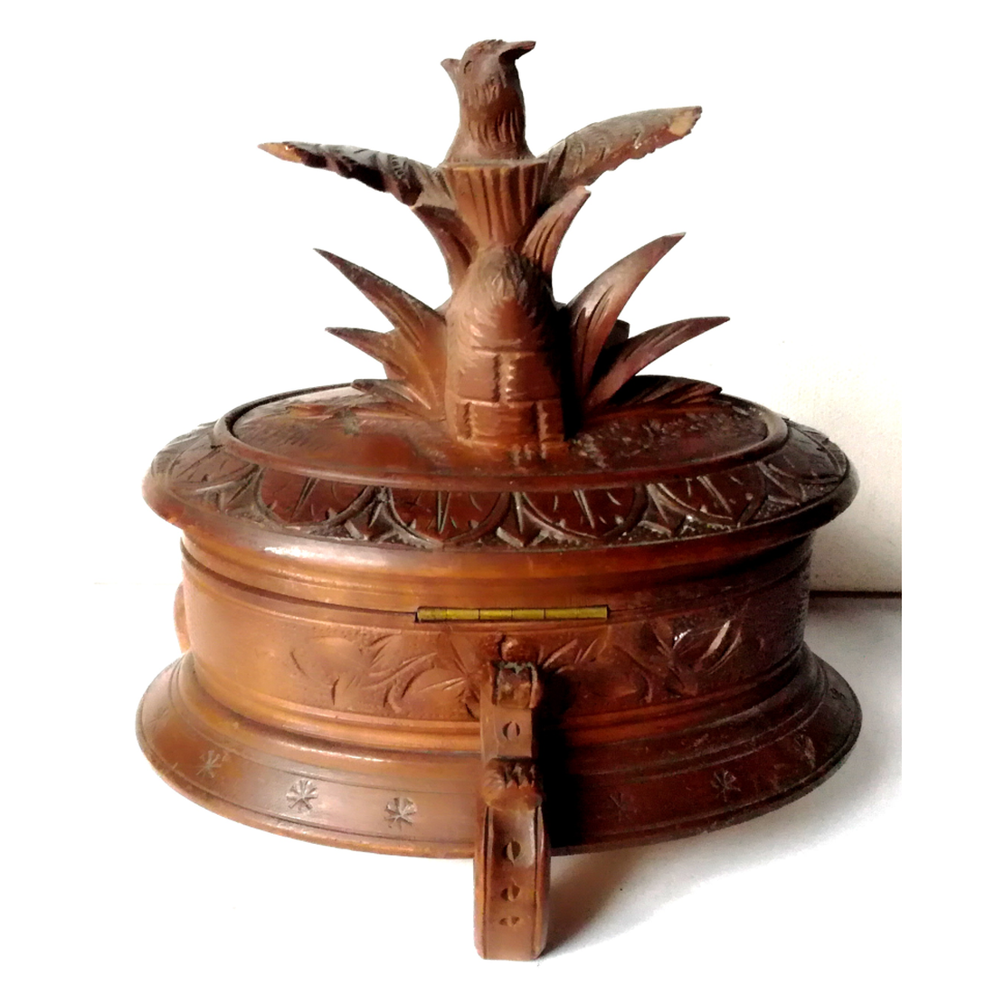 Cutie de bijuterii sculptată originală Schwarzwald - bijuterii - suporturi și cutii de bijuterii - cutii de bijuterii - Artynos.ro