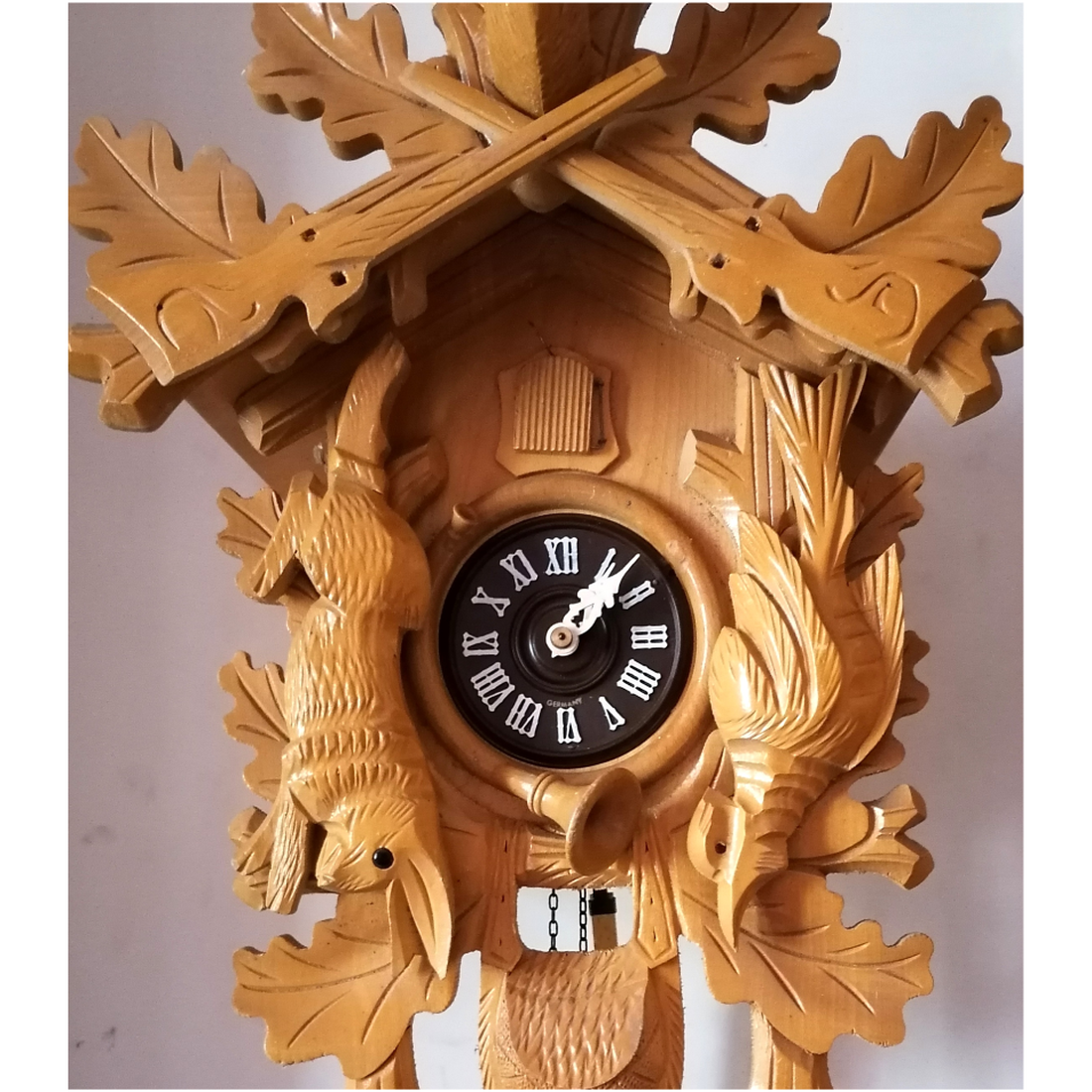 Ceas cu cuc mare sculptat vânător Pădurea Neagră - casă & stil de viață - decorațiuni de casă - decorațiuni de pereți - ceasuri de perete - Artynos.ro
