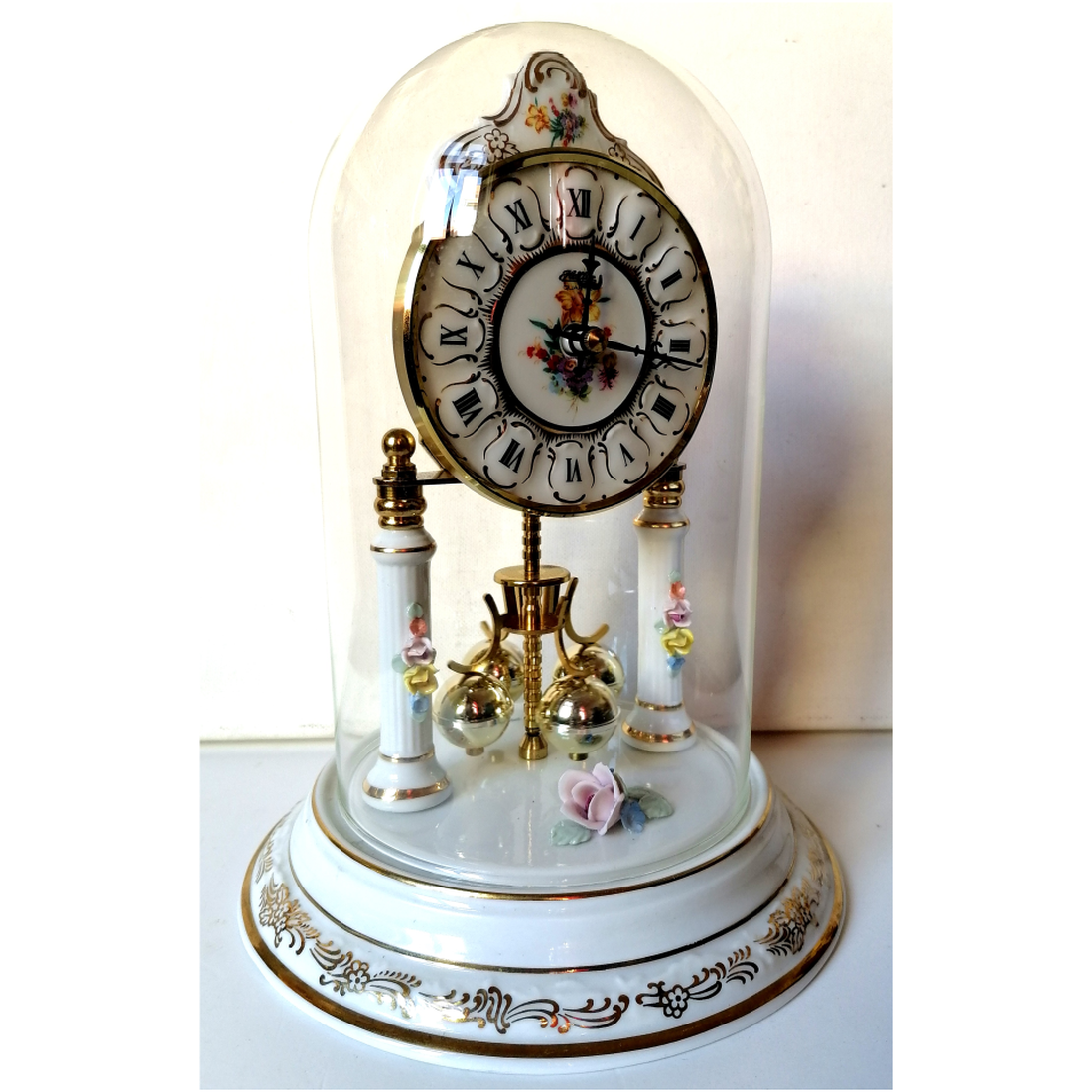 Ceas cu pendul vintage mare din porțelan cu capac de sticlă - casă & stil de viață - decorațiuni de casă - decorațiuni de pereți - ceasuri de perete - Artynos.ro