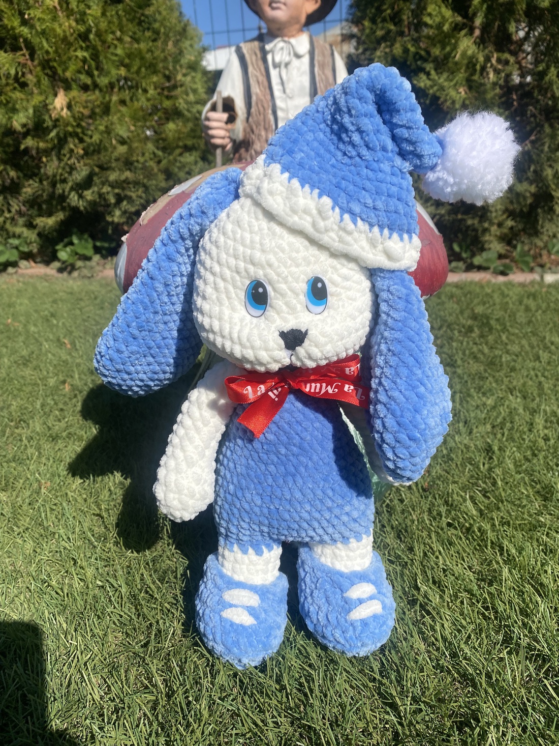 Iepuraș croșetat handmade, jucărie pufoasă, cadou copii - jucării și echipamente pentru copii - plușuri - păpușă croșetată, păpușă de pluș - Artynos.ro