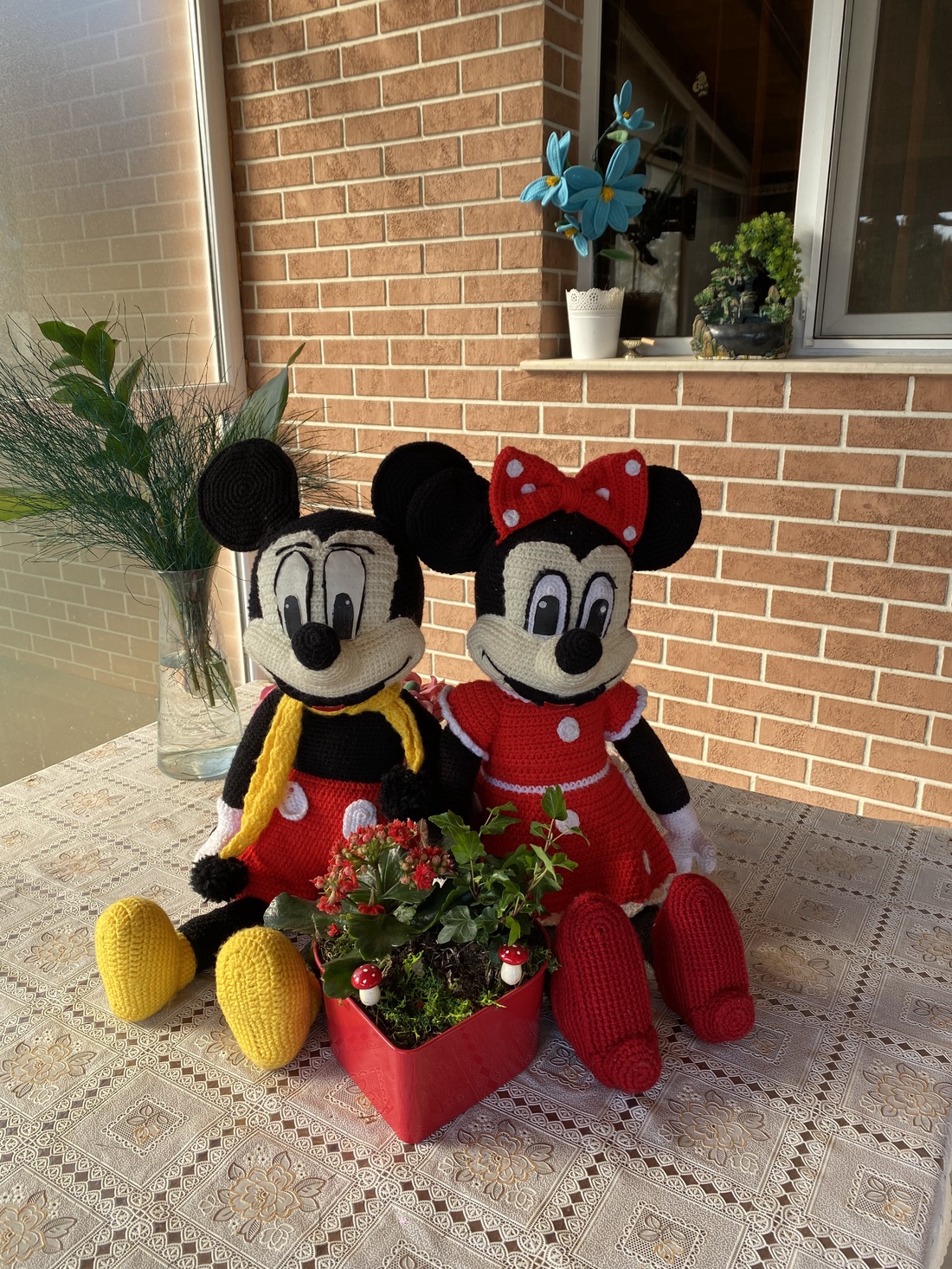 Set croșetat handmade  Mickey și Minnie - jucării și echipamente pentru copii - plușuri - păpușă croșetată, păpușă de pluș - Artynos.ro