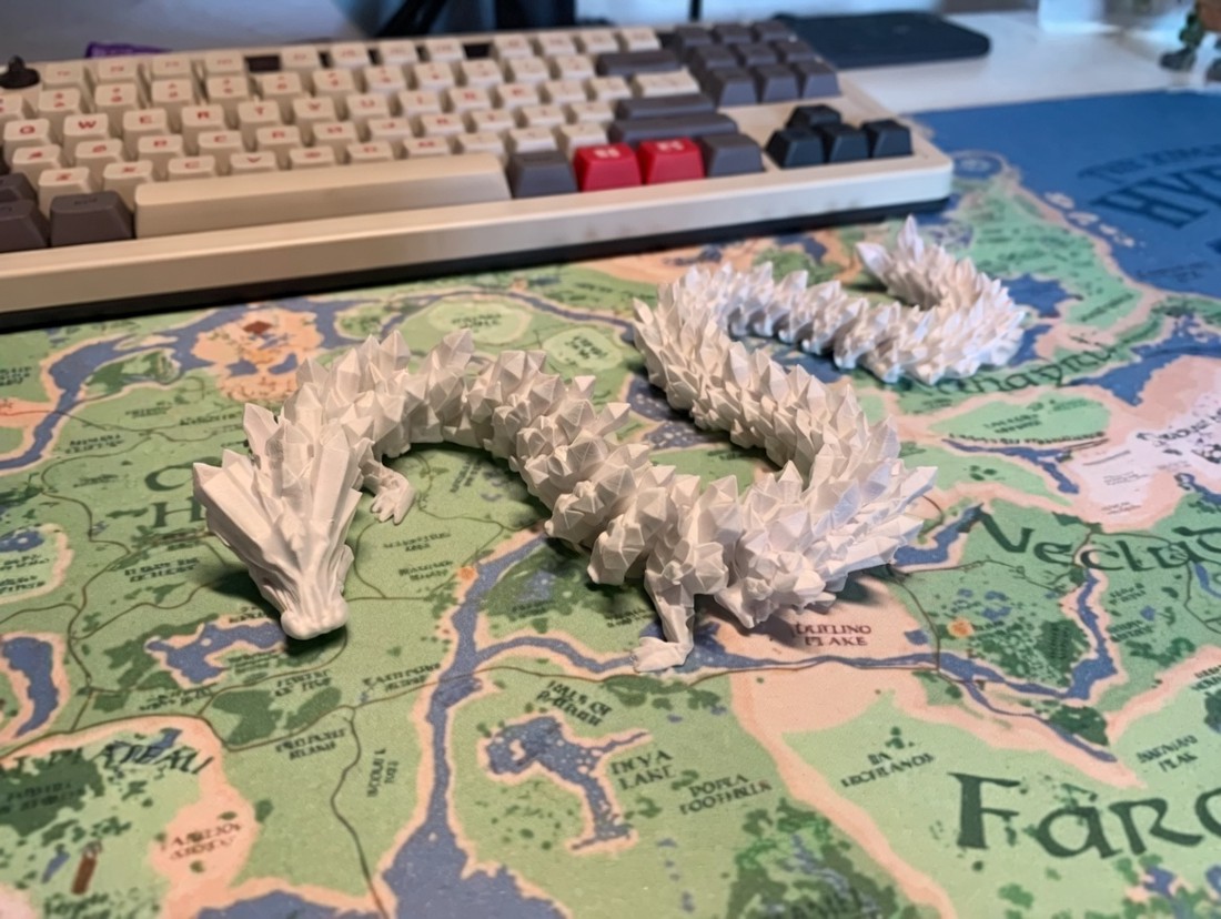 Dragon Shardscale articulat � figurină mobilă de dragon din cristal de 50 cm � imprimată 3D -  - Artynos.ro