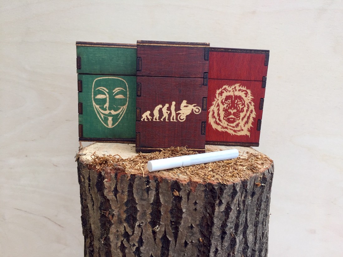 Cutie cadou cu suport pentru țigări - genți și portofele - portofele, huse, suporturi - Artynos.ro