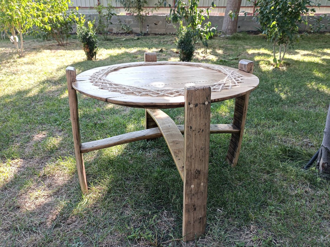 Măsuță artizanala din fund de butoi vechi recuperat - casă & stil de viață - mobilier artizanal - alt mobilier - Artynos.ro Măsuță artizanala din fund de butoi vechi recuperat - casă & stil de viață - mobilier artizanal - alt mobilier - Artynos.ro